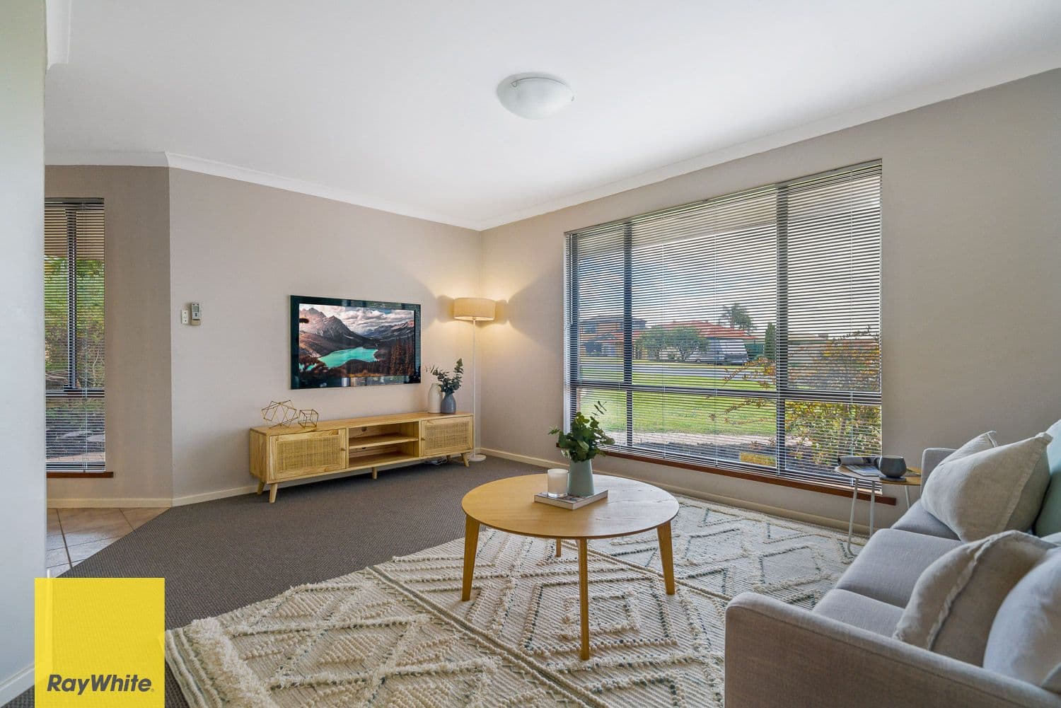 15 Adora Street, Alexander Heights WA 6064, Alexander Heights - Thumbnail 4
