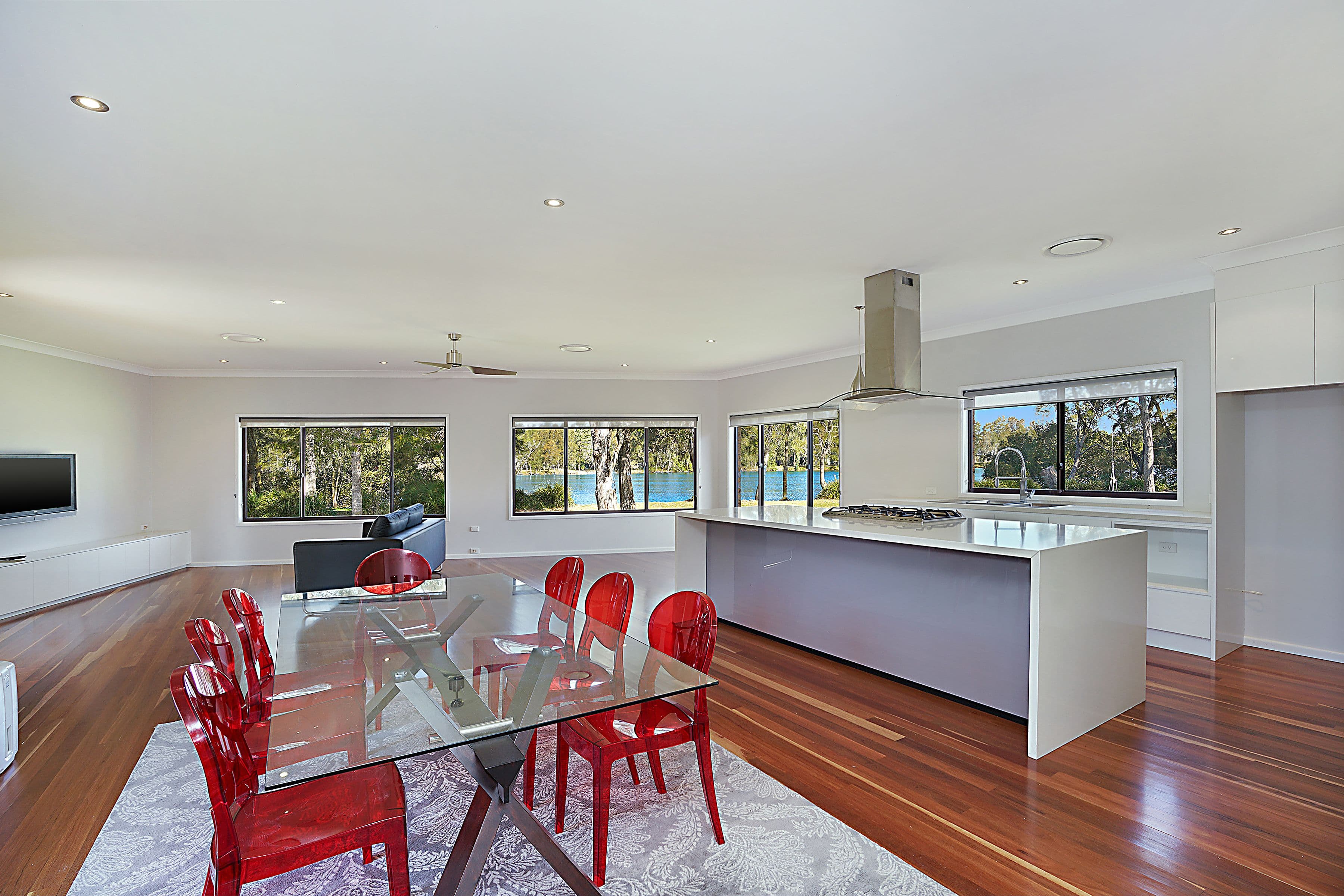 194 Dora Street, Dora Creek - Thumbnail 2