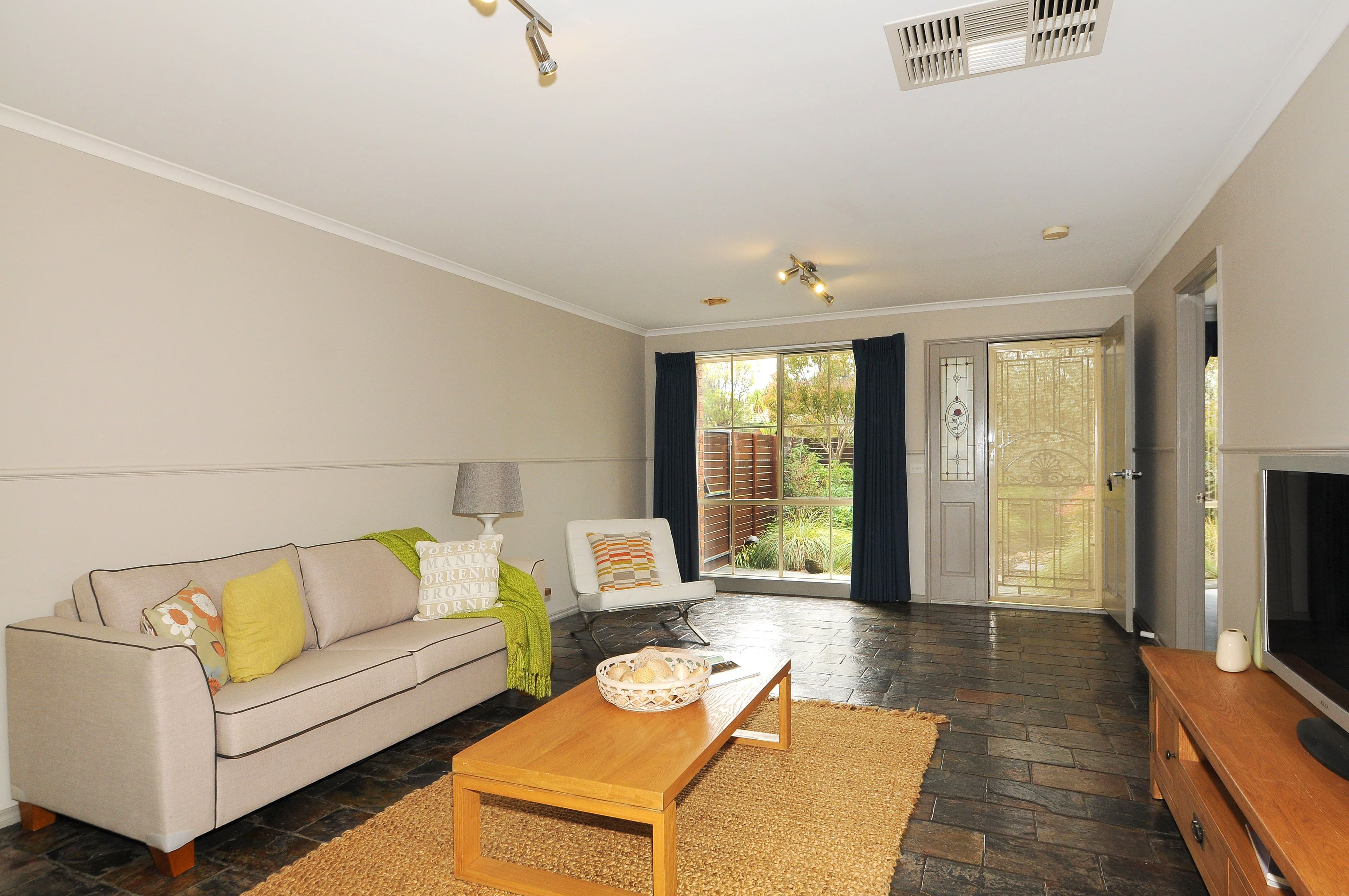 7 Woodvale Drive, Carrum Downs VIC 3201, Carrum Downs - Thumbnail 6