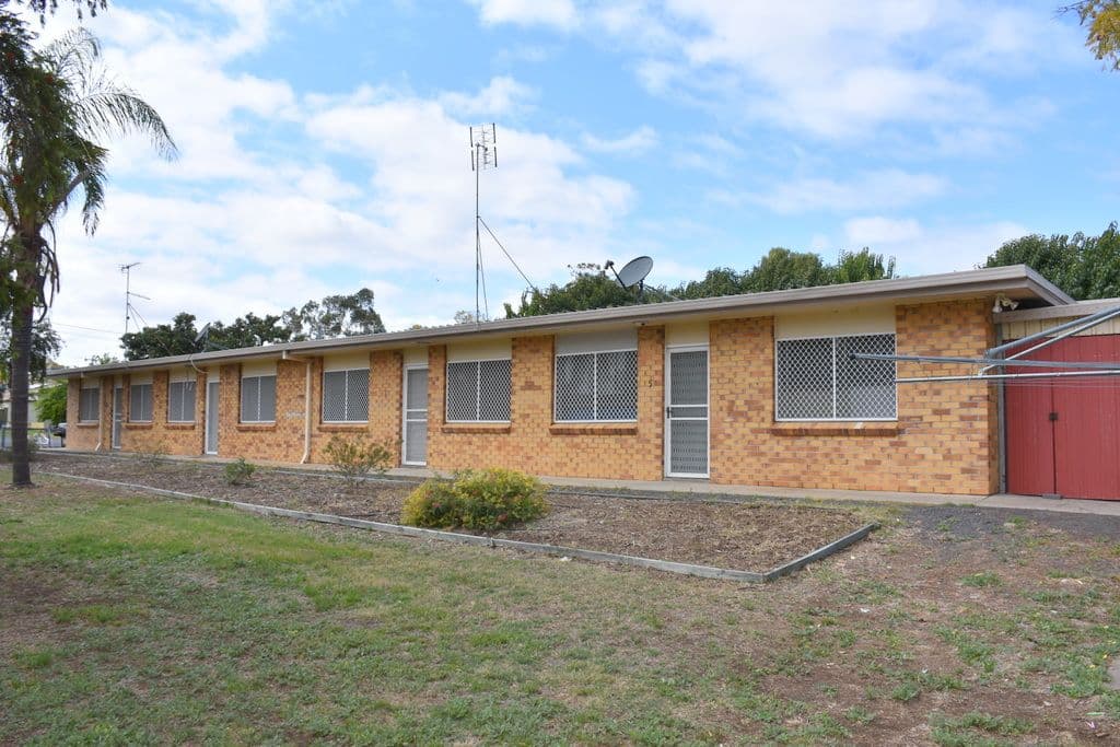 49 Chester Street, Moree NSW 2400, Moree - Thumbnail 2