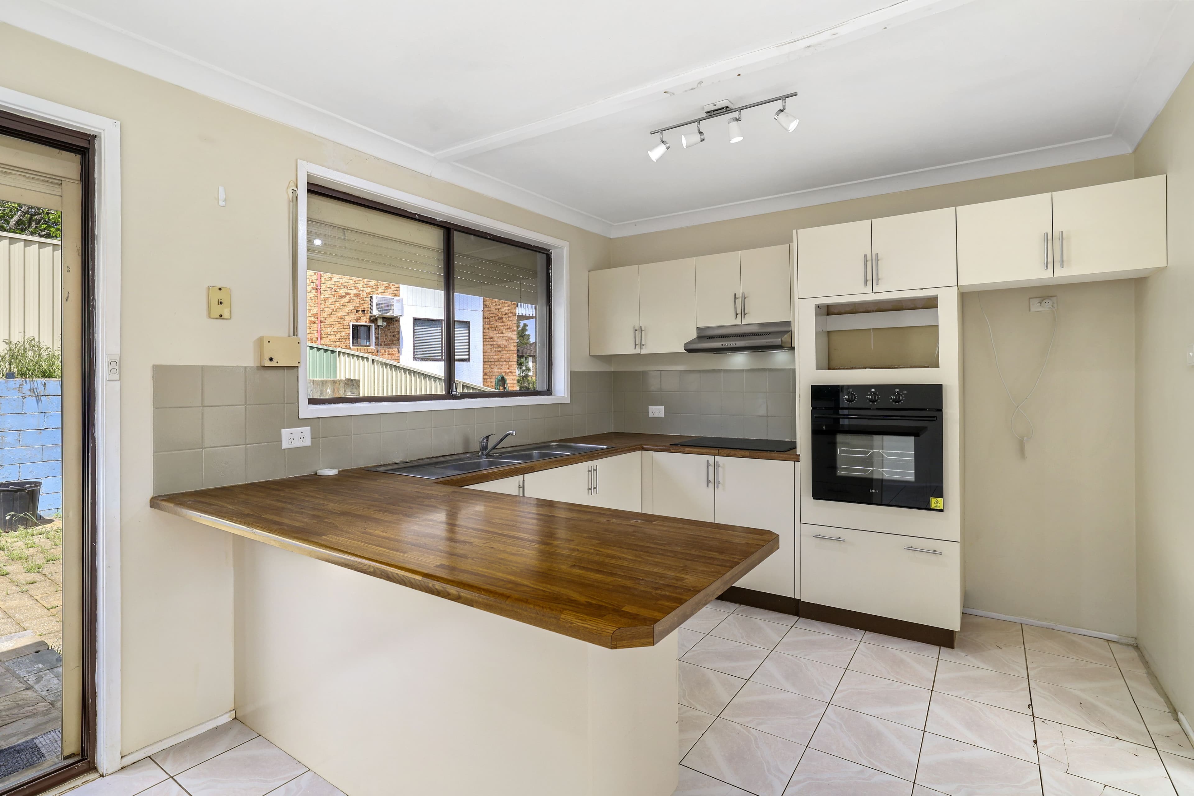 15 Mantalini Street, Ambarvale NSW 2560, Ambarvale - Thumbnail 4