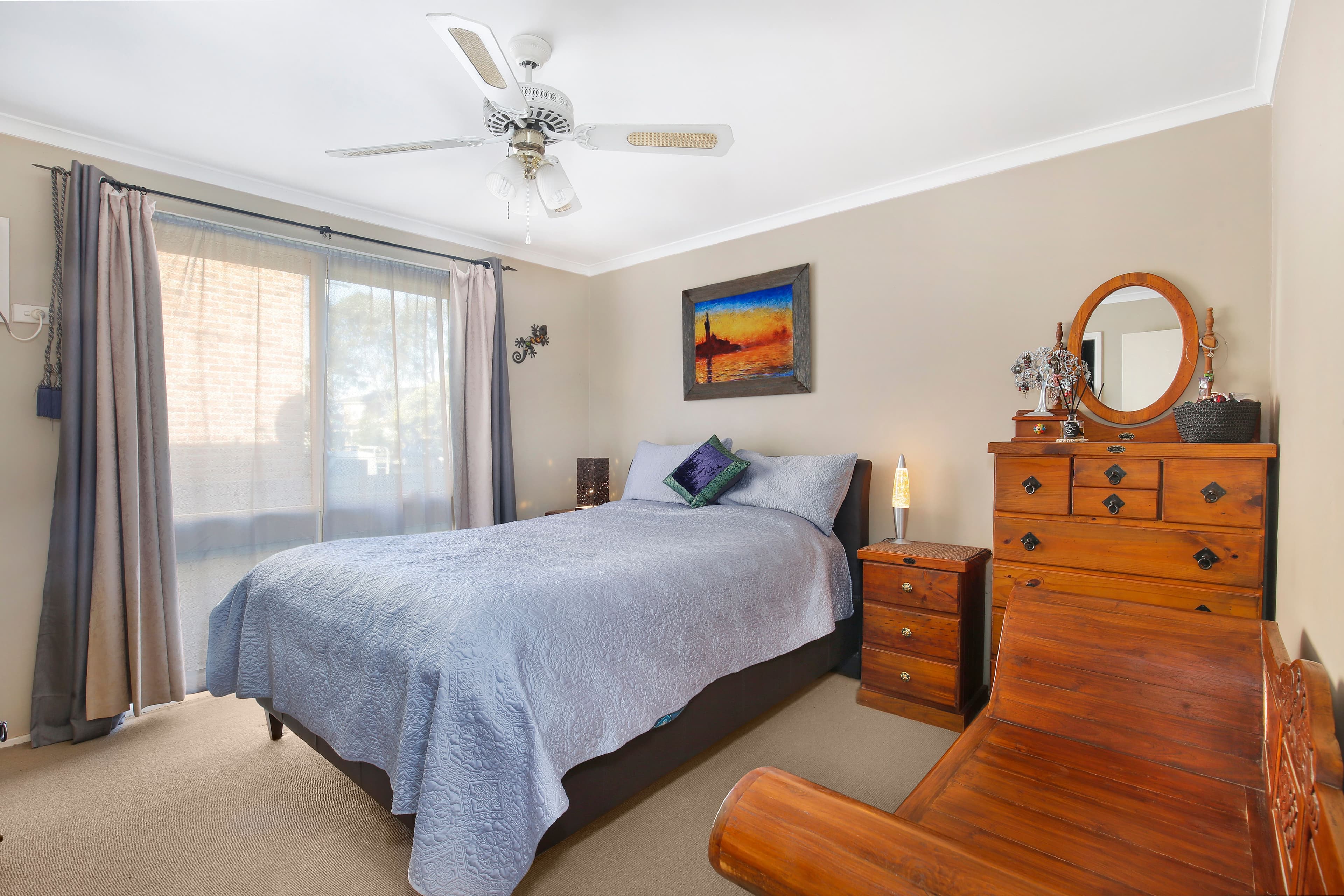 336 Farmborough Road, Farmborough Heights - Thumbnail 2