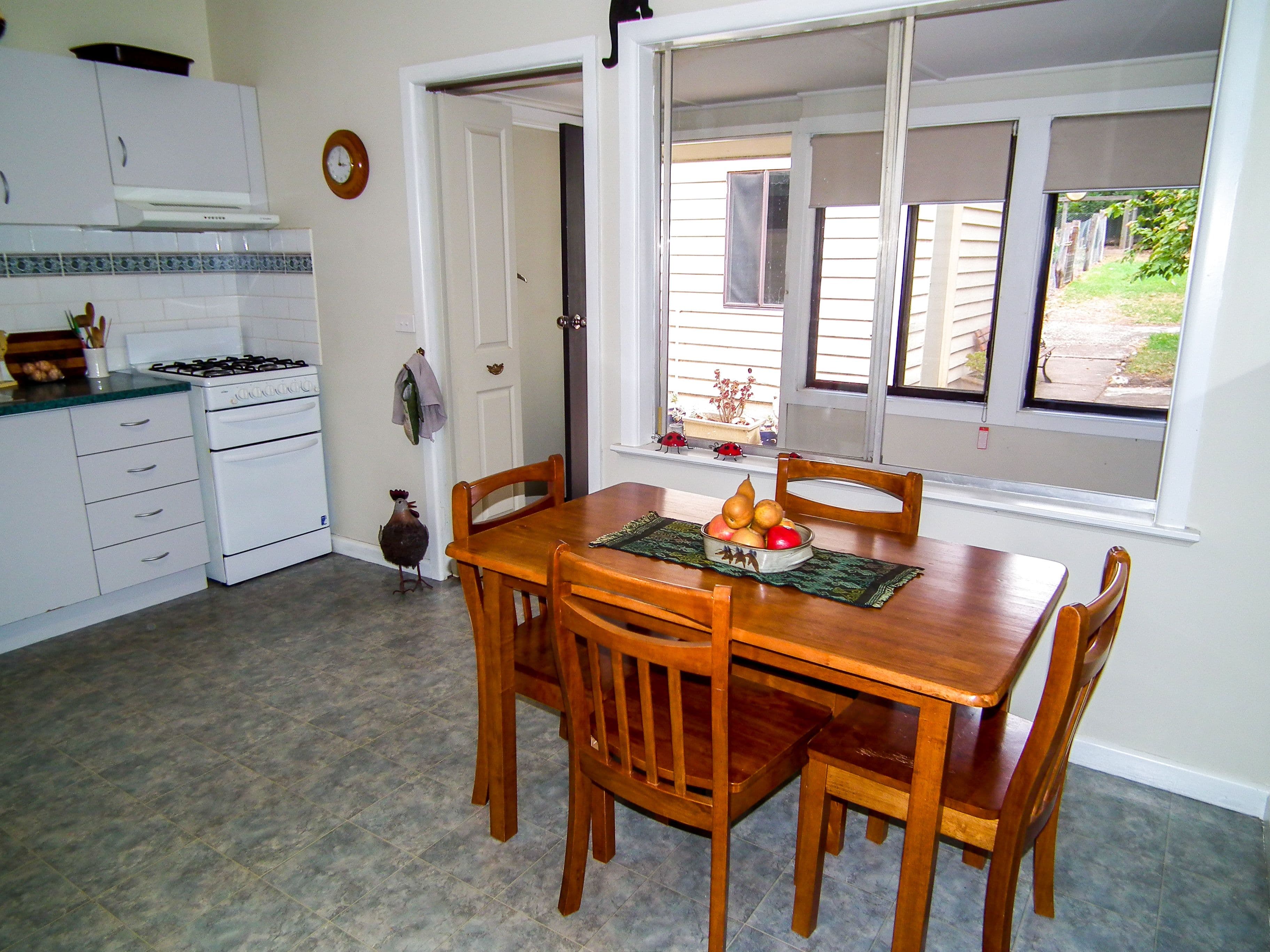 6 Tehan Street, Seymour VIC 3660, Seymour - Thumbnail 8