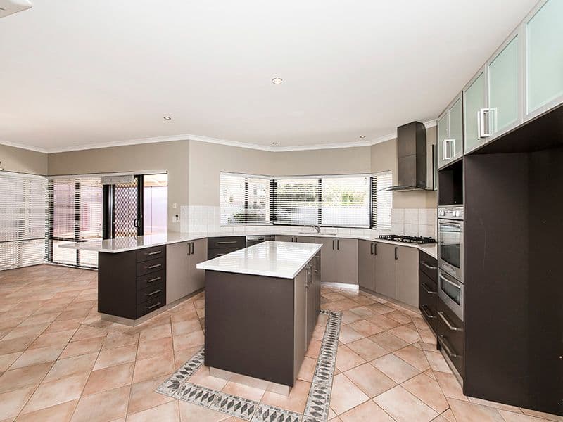 29 St Raphael Crescent, Port Kennedy WA 6172, Port Kennedy - Thumbnail 2