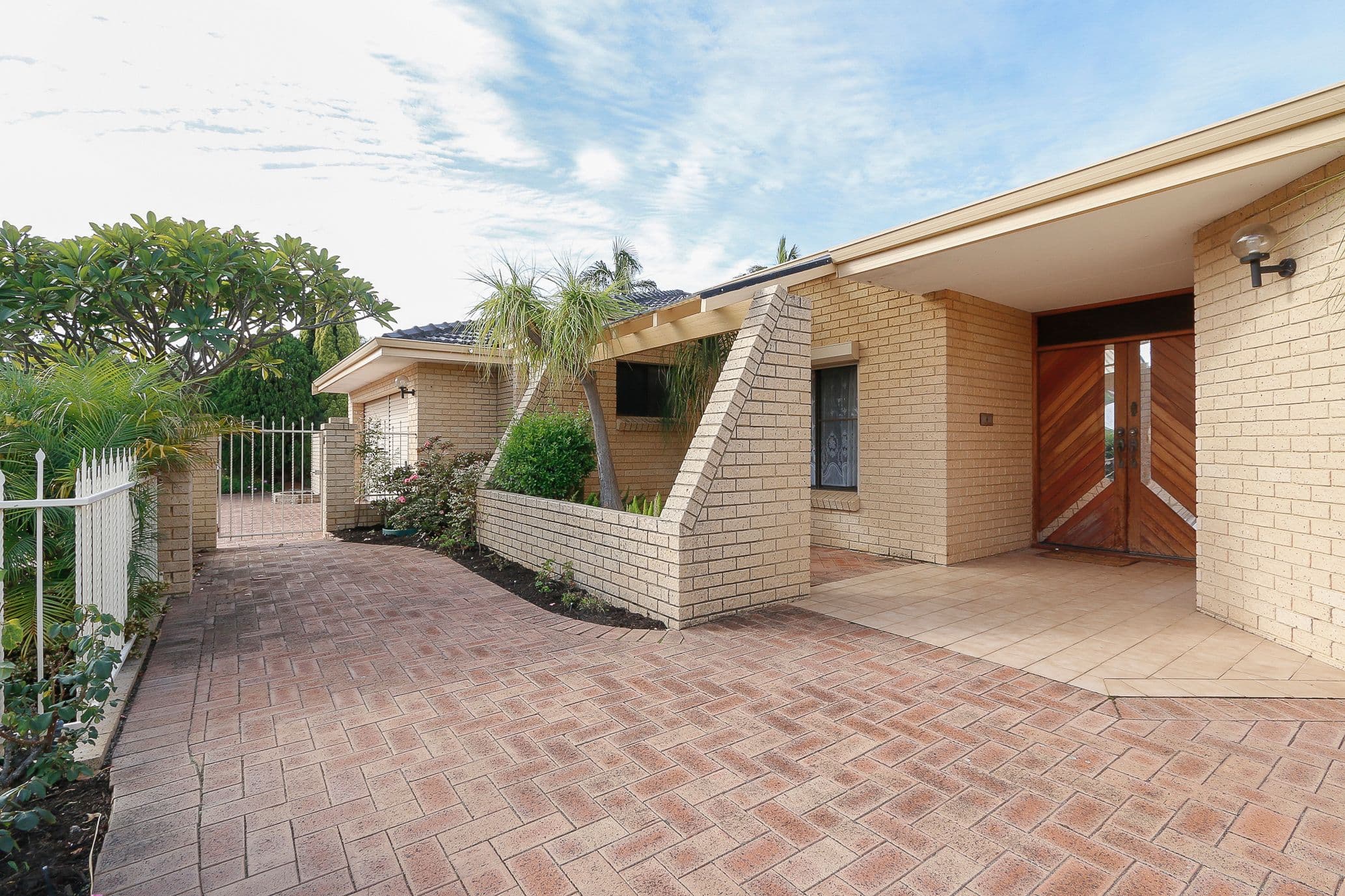 53 Lakeshore Close, Ballajura WA 6066, Ballajura - Thumbnail 5