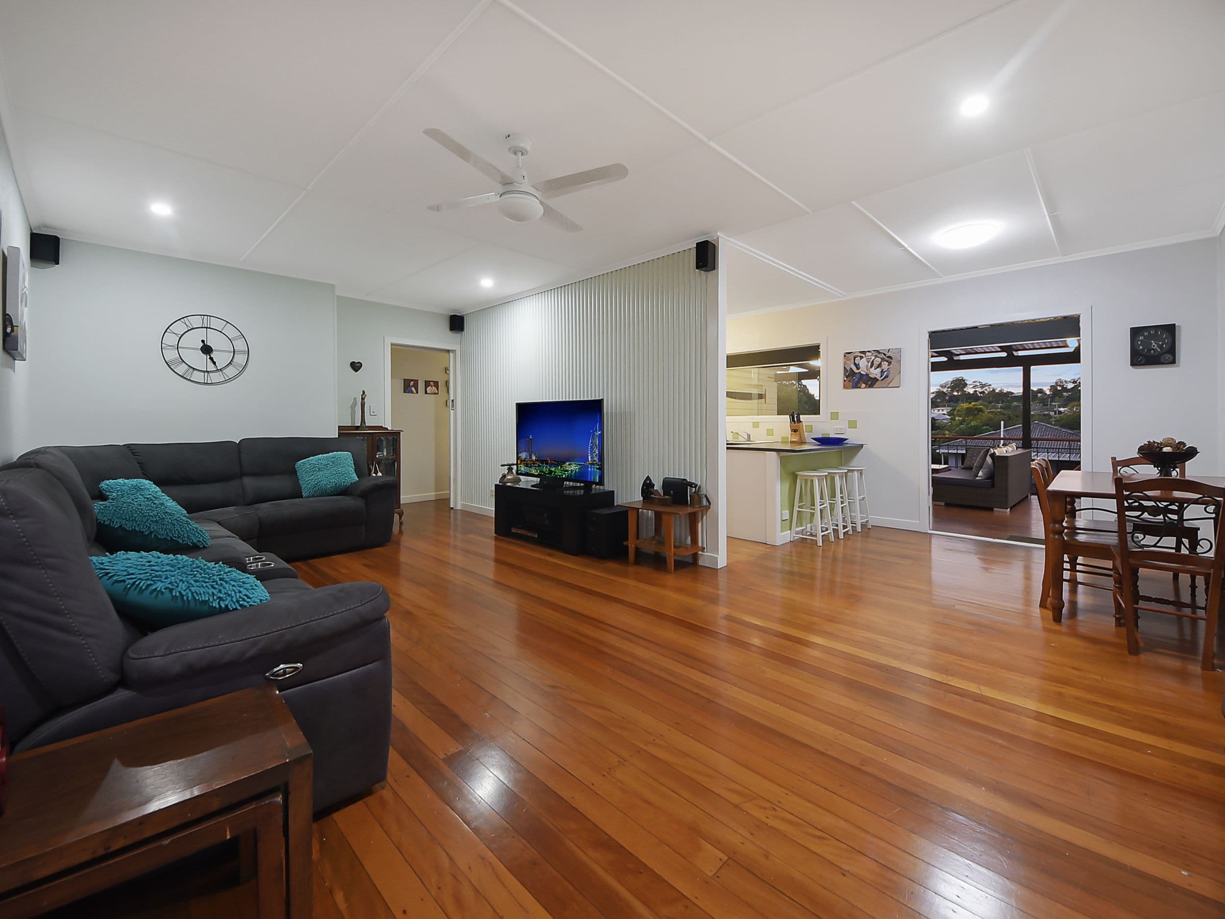 28 Patricks Road, Arana Hills QLD 4054, Arana Hills - Thumbnail 2