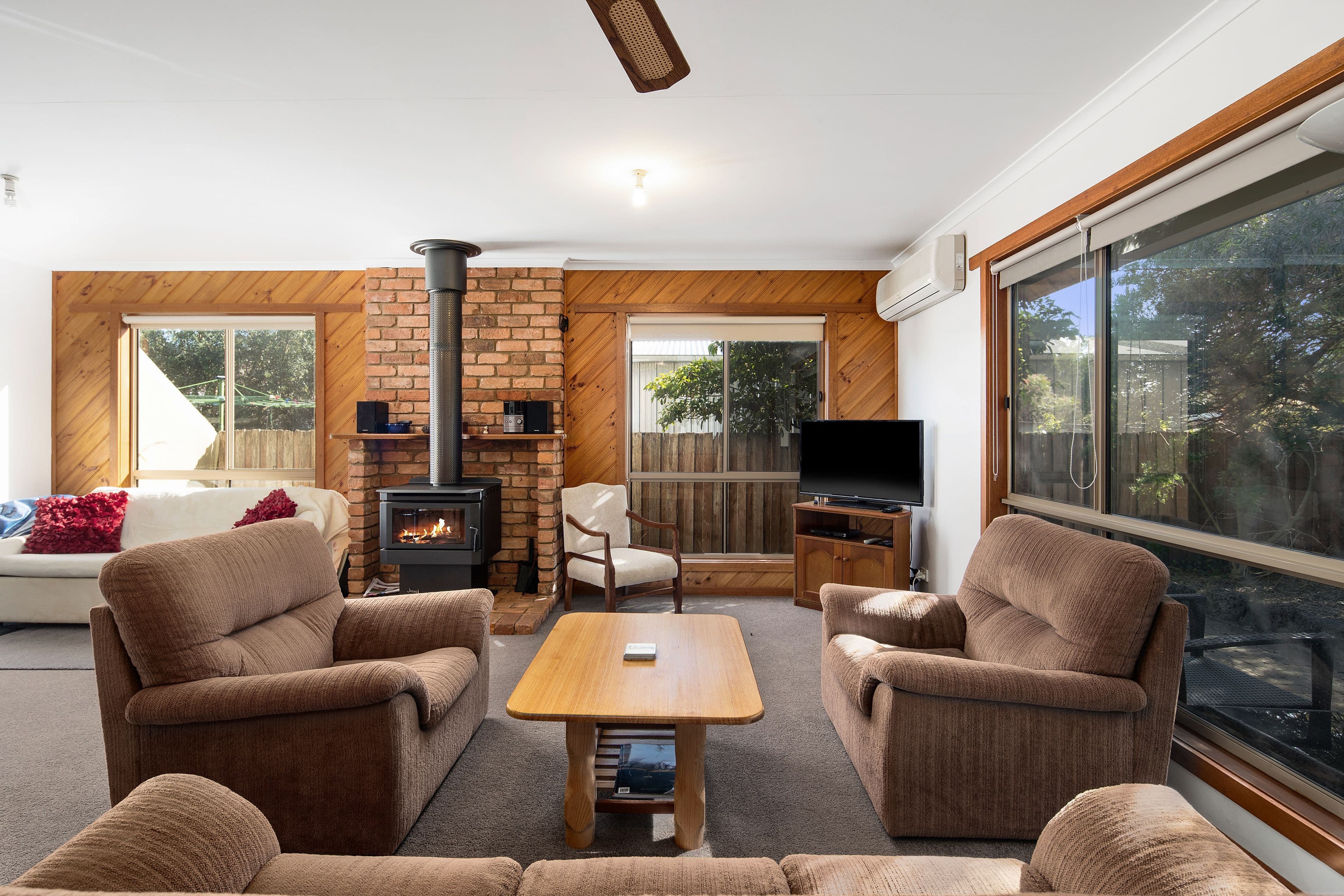 4 Parrakoola Way, Cowes VIC 3922, Cowes - Thumbnail 2