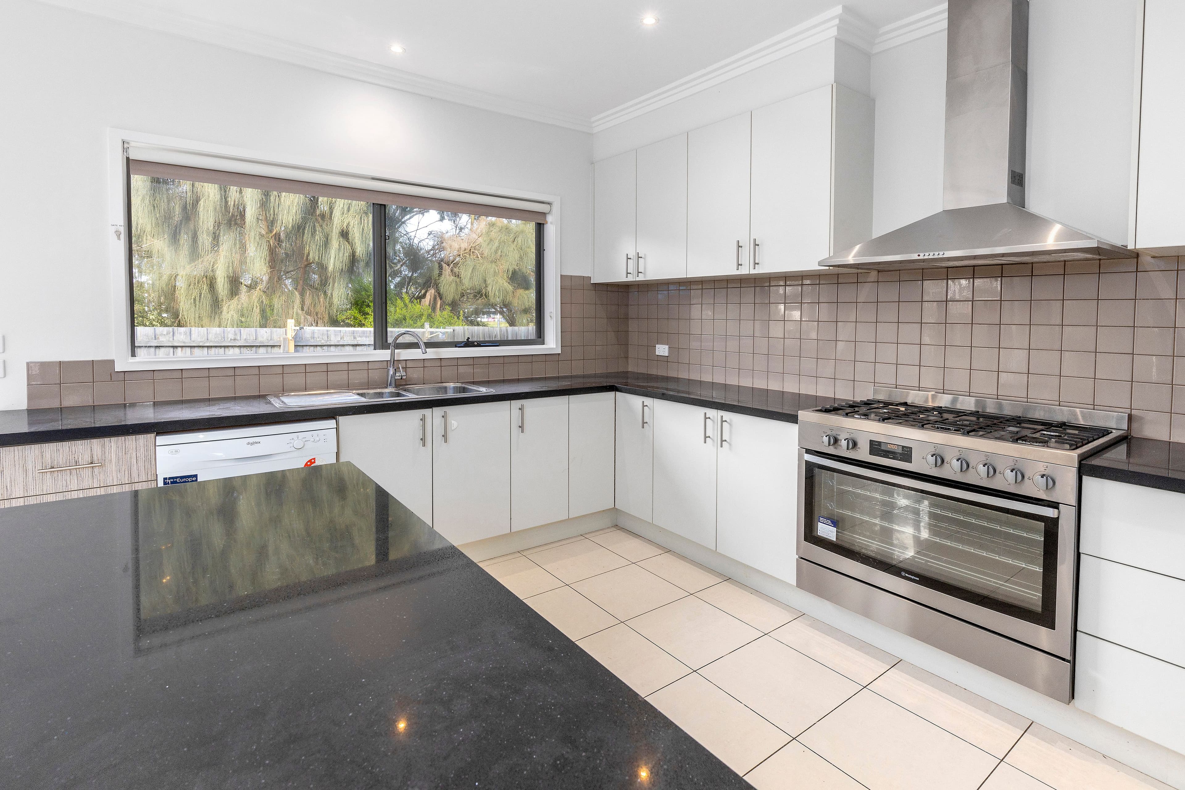 195 Eastbourne Road, Rosebud VIC 3939, Rosebud - Thumbnail 5
