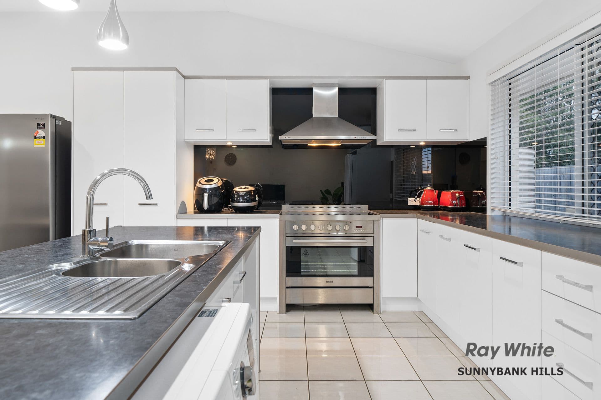 33 Bobbie Street, Parkinson QLD 4115, Parkinson - Thumbnail 7