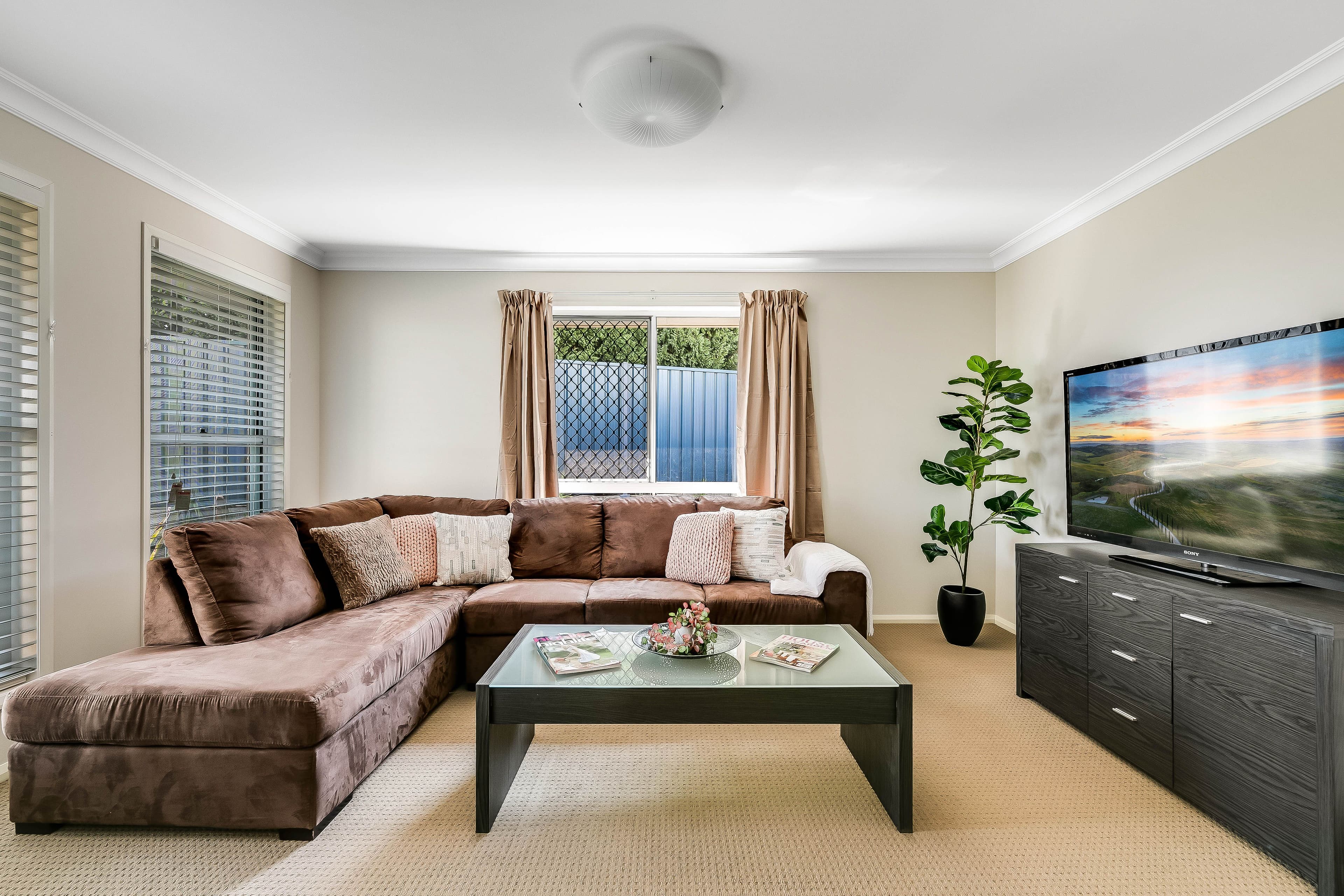 11 Blades Court, Middle Ridge QLD 4350, Middle Ridge - Thumbnail 2