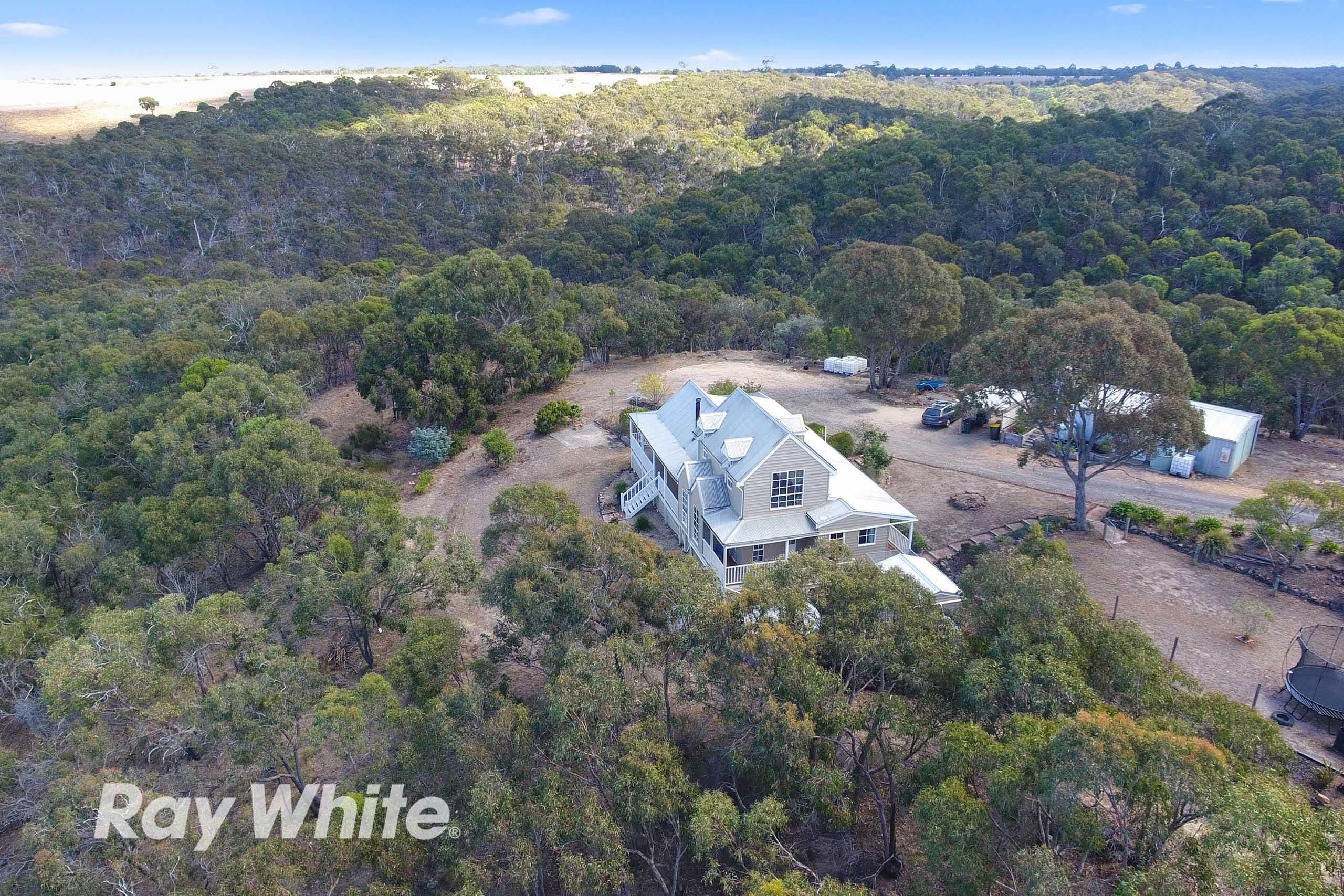 195 De Motts Road, ANAKIE VIC 3213, Anakie - Thumbnail 2