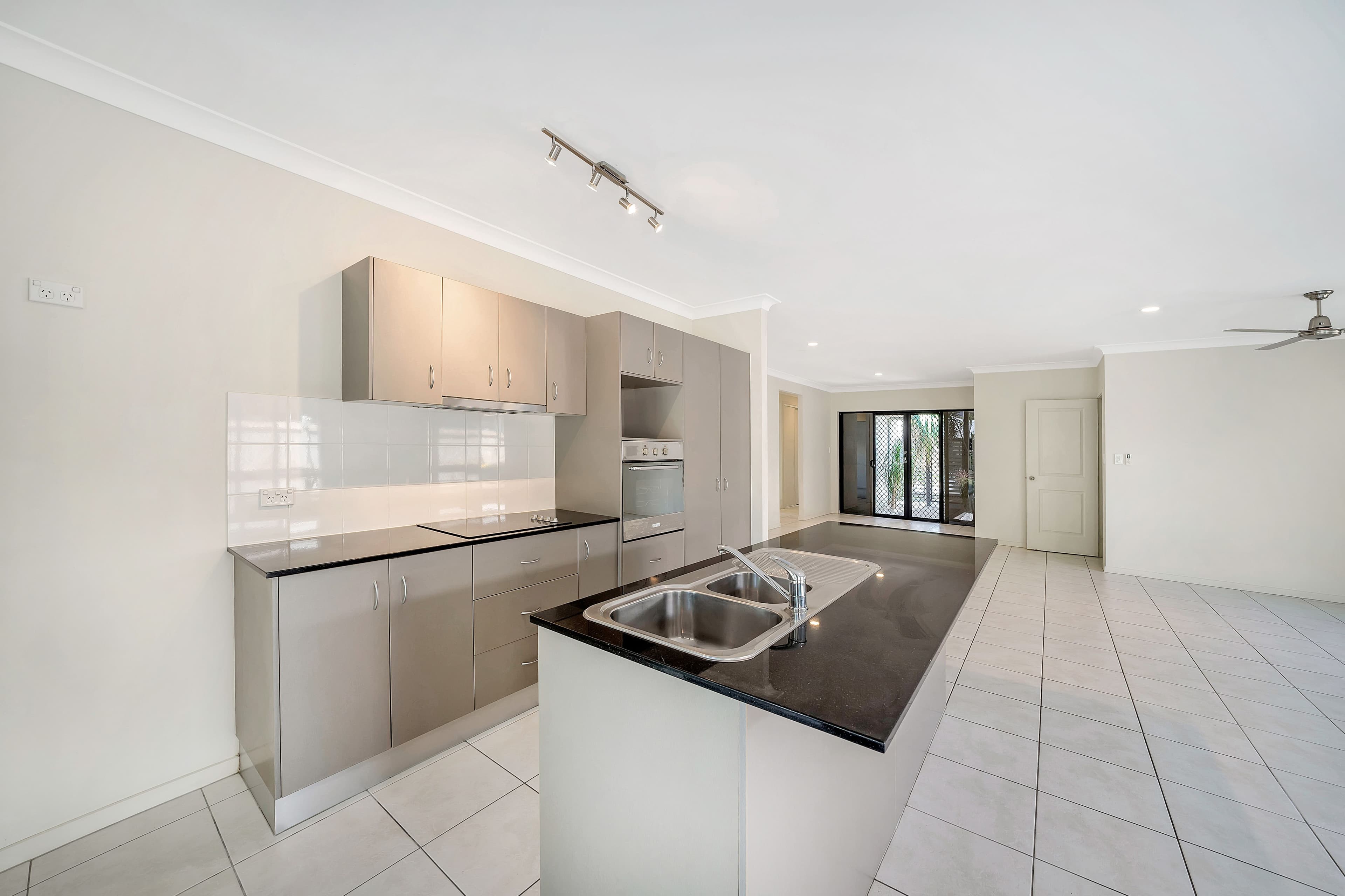 23 Moojeeba Way, Trinity Park QLD 4879, Trinity Park - Thumbnail 4