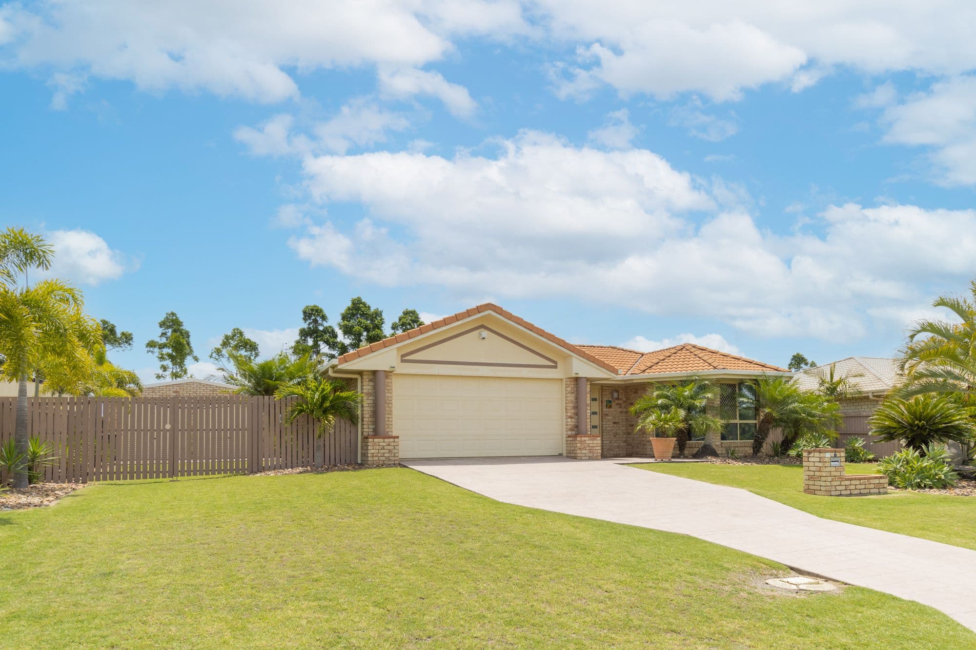 6 Butcherbird Close, Eli Waters QLD 4655, Eli Waters - Thumbnail 3