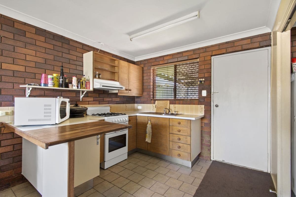 26 Wine Drive, Wilsonton Heights QLD 4350, Wilsonton Heights - Thumbnail 4