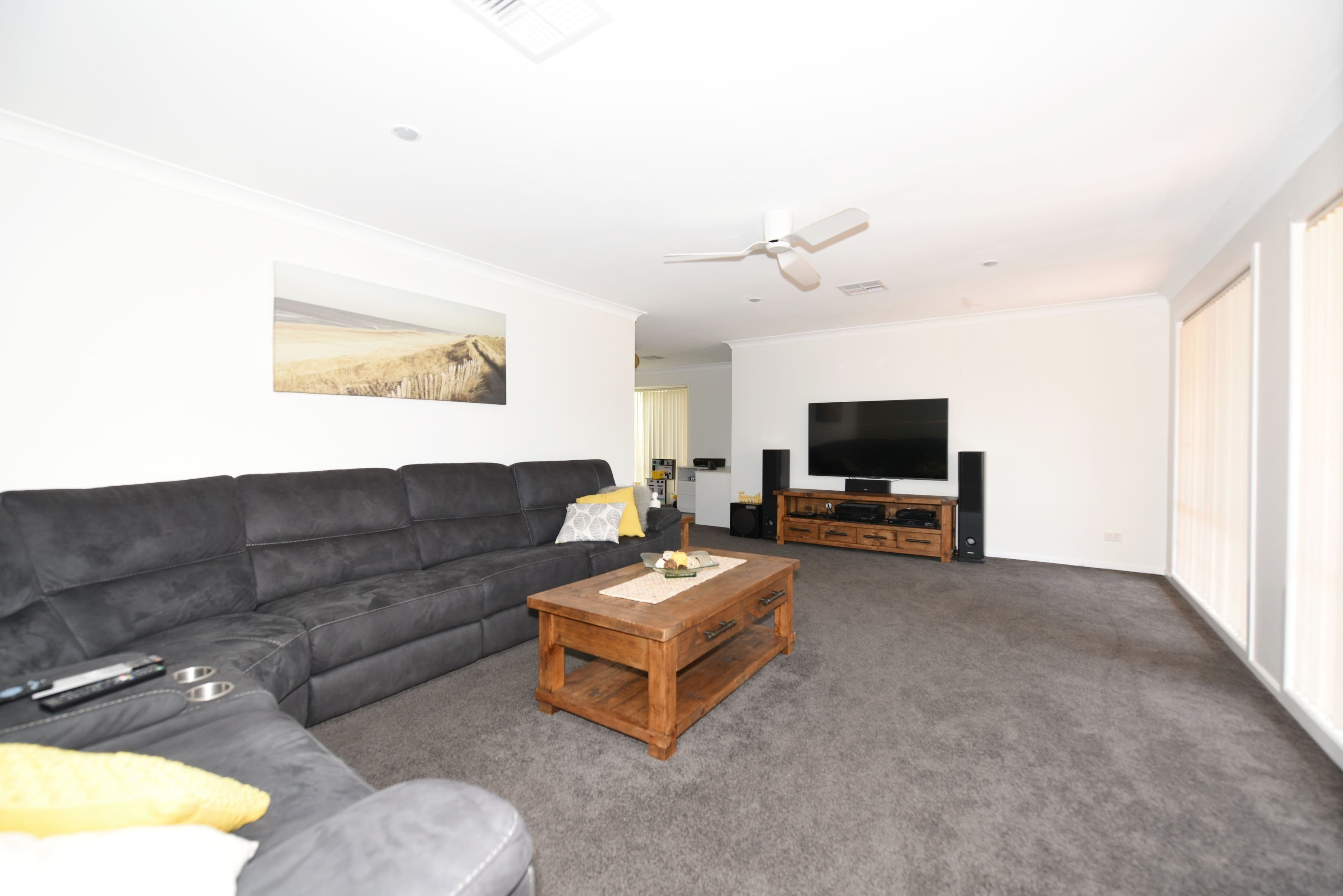35 Auster Crescent, Sanctuary Point - Thumbnail 2