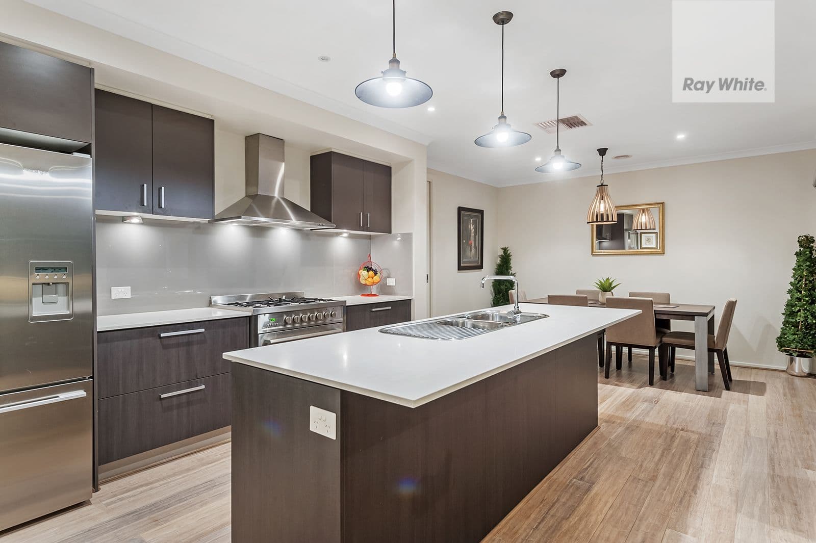 15 Eveline Street, Craigieburn VIC 3064, Craigieburn - Thumbnail 7