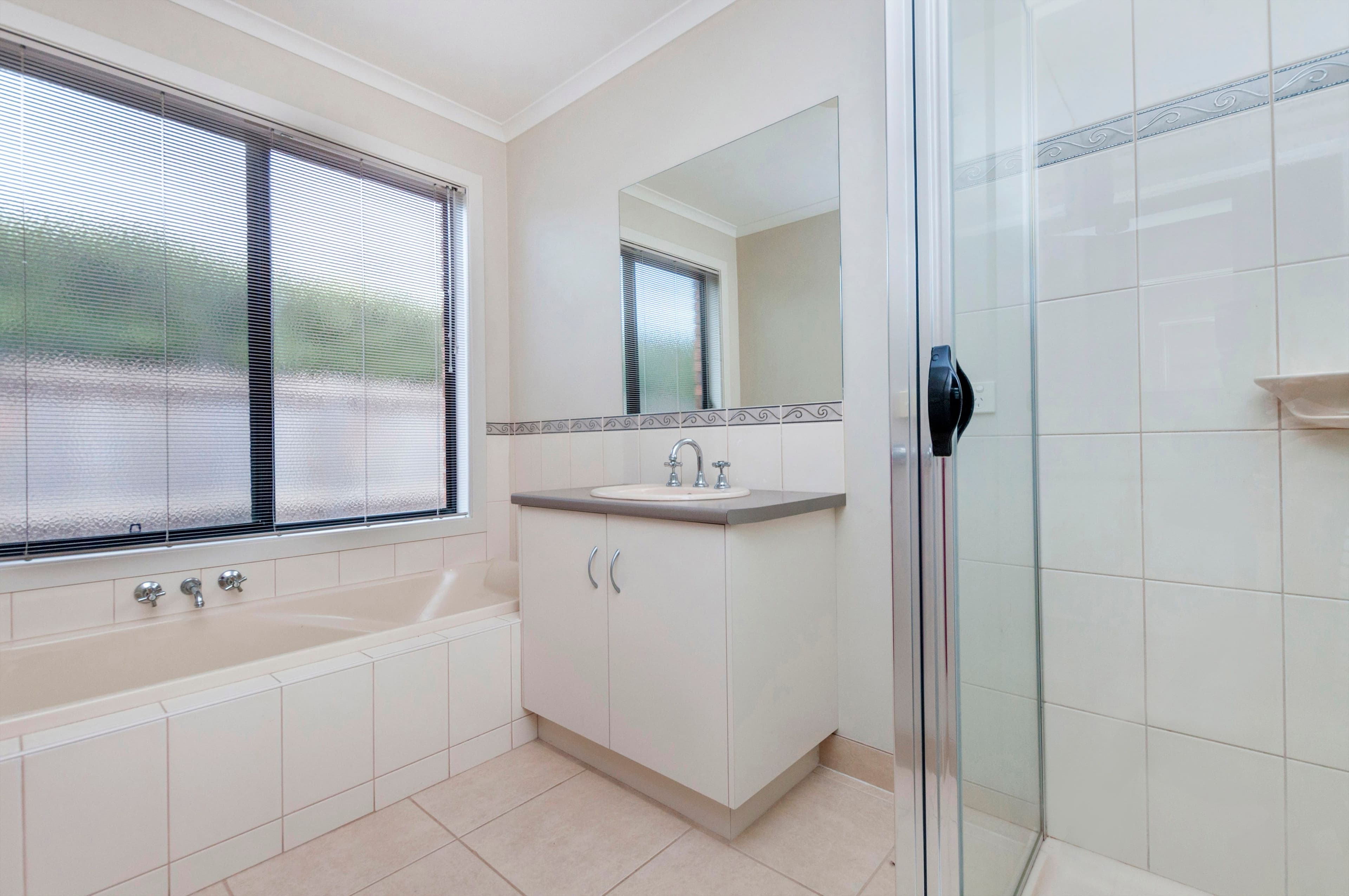2 Booval Drive, Warrnambool VIC 3280, Warrnambool - Thumbnail 8