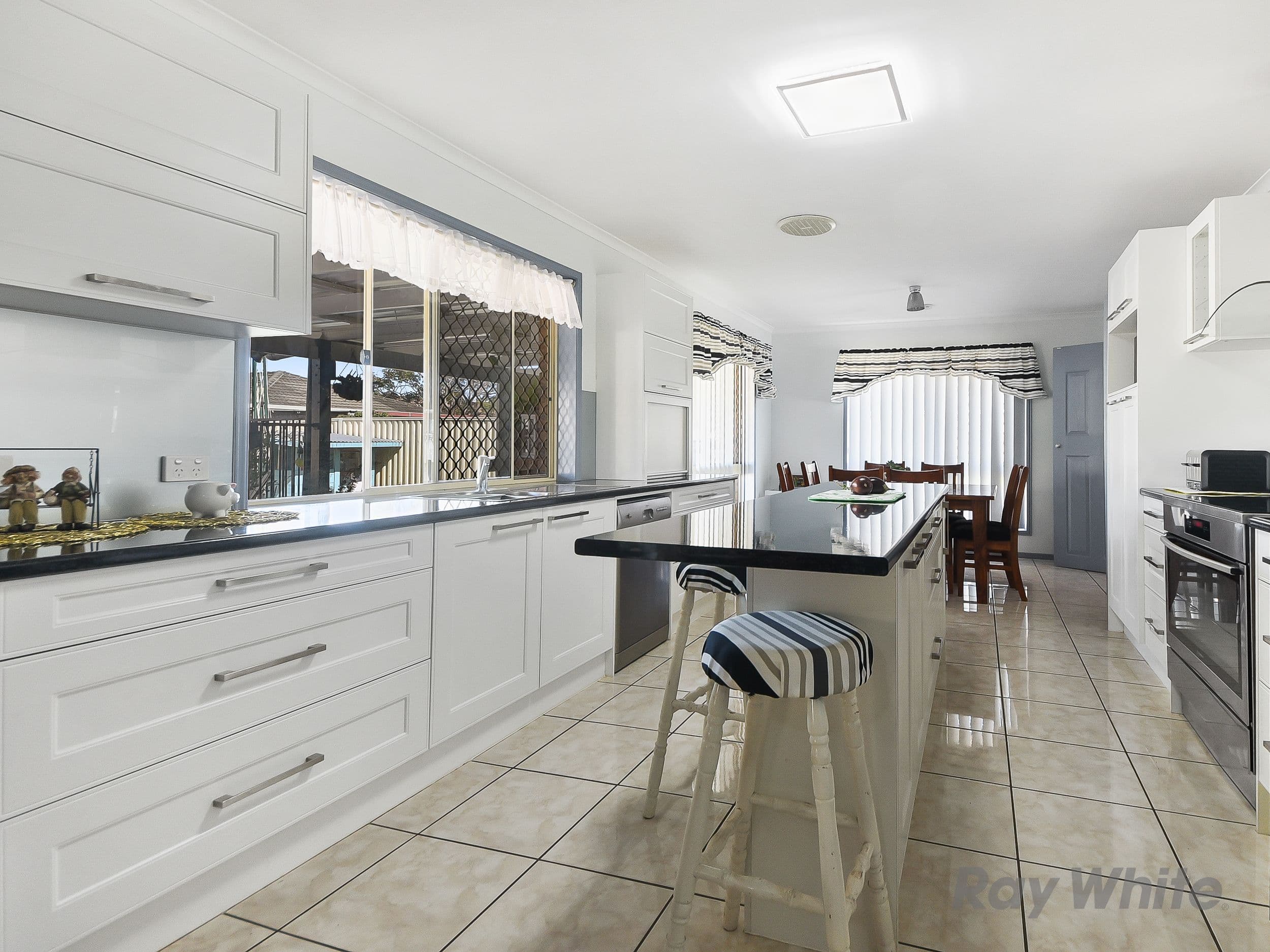 32 Whitby Street, Bracken Ridge QLD 4017, Bracken Ridge - Thumbnail 2