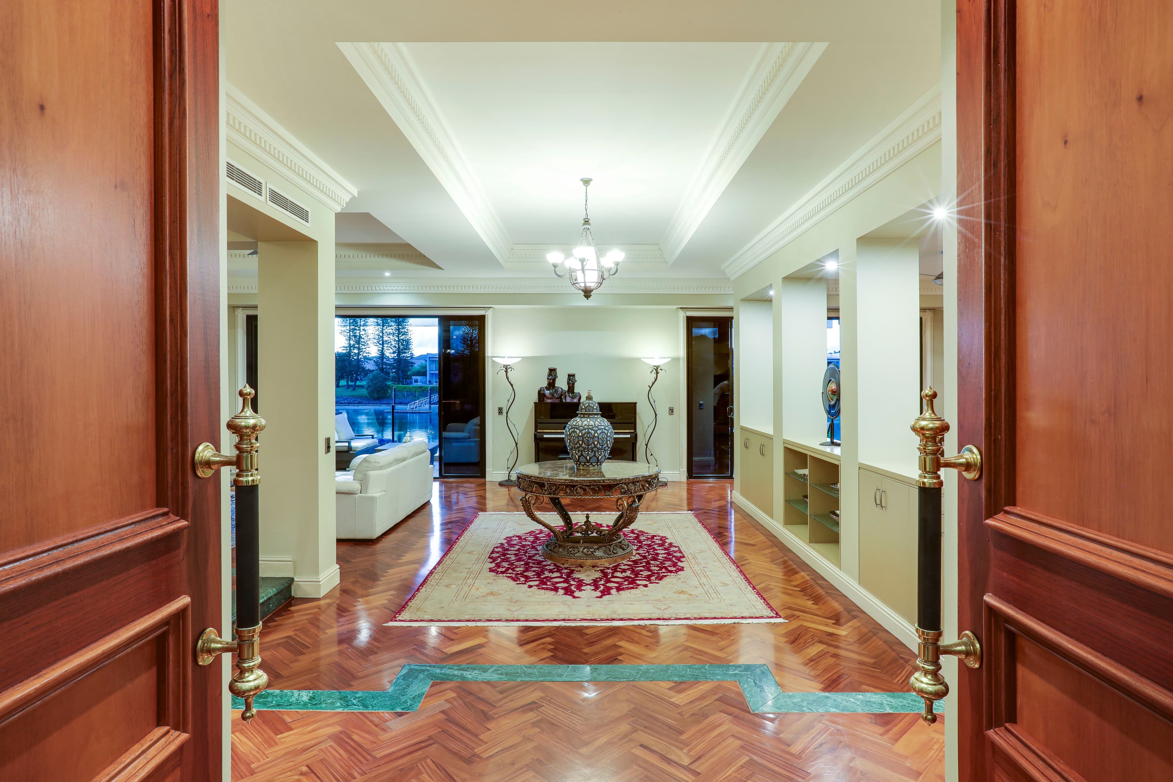 11 Ipsley Drive, Broadbeach Waters QLD 4218, Broadbeach Waters - Thumbnail 7