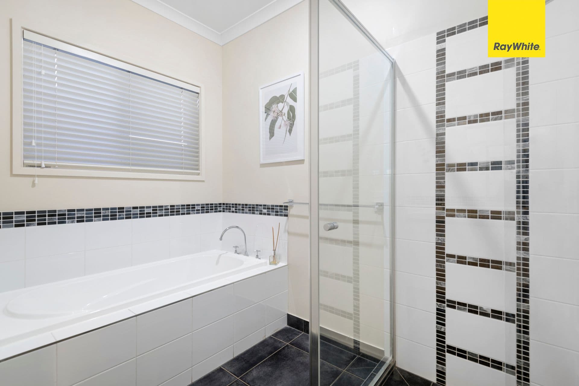 4 Tetbury Avenue, Weir Views VIC 3338, Weir Views - Thumbnail 6