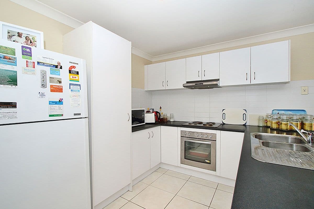 12 Lagoona Court, Churchill QLD 4305, Churchill - Thumbnail 4