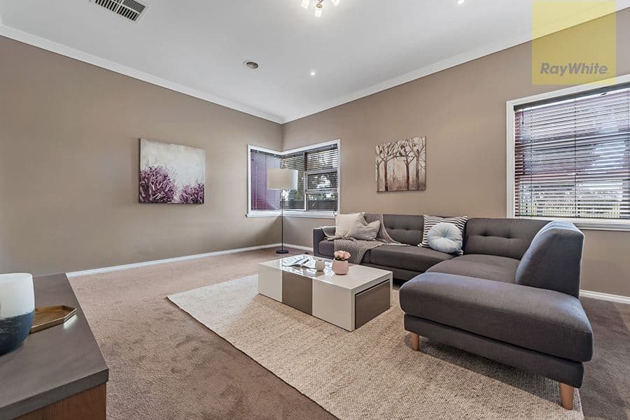 2 Healesville Loop, Craigieburn VIC 3064, Craigieburn - Thumbnail 7