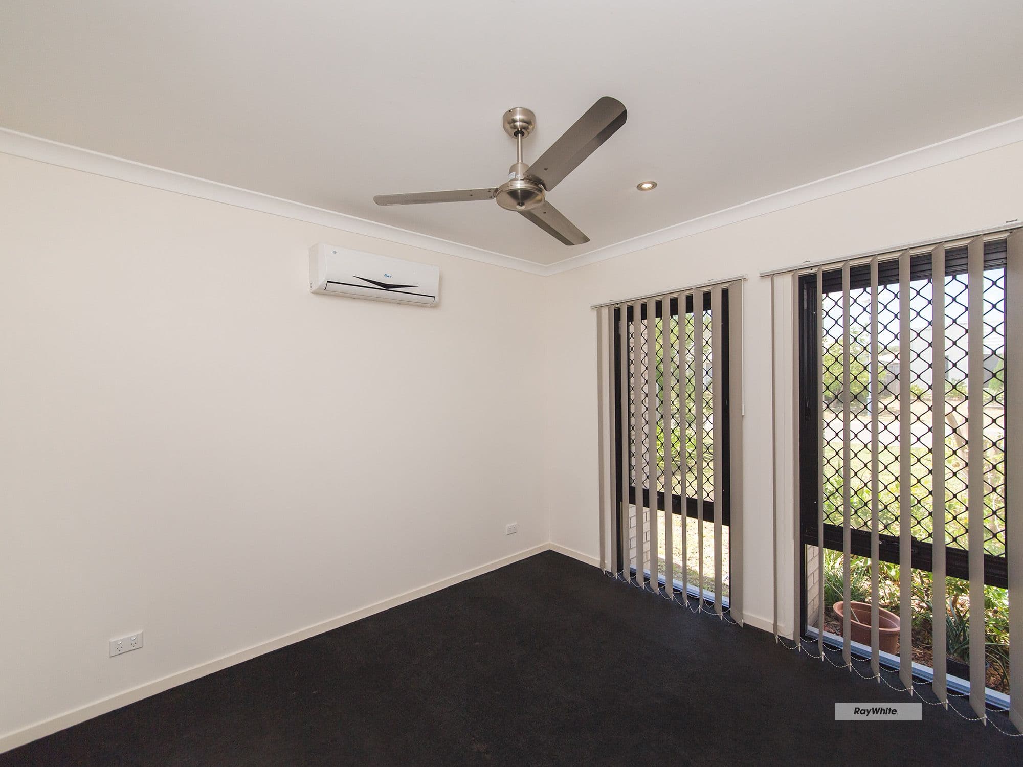 7 Diploma Street, Norman Gardens QLD 4701, Norman Gardens - Thumbnail 4