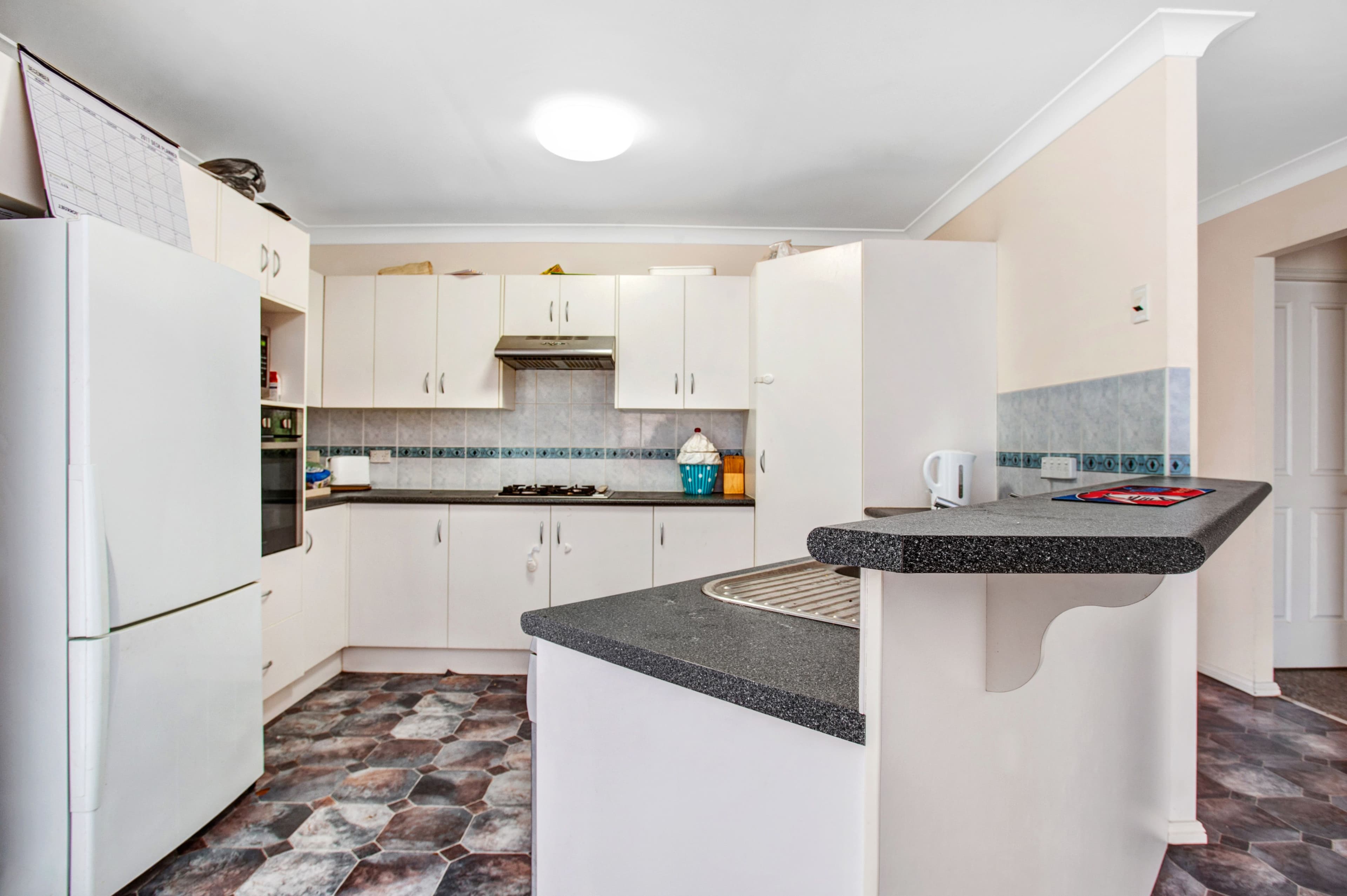 24 Kilshanny Avenue, Ashtonfield - Thumbnail 2