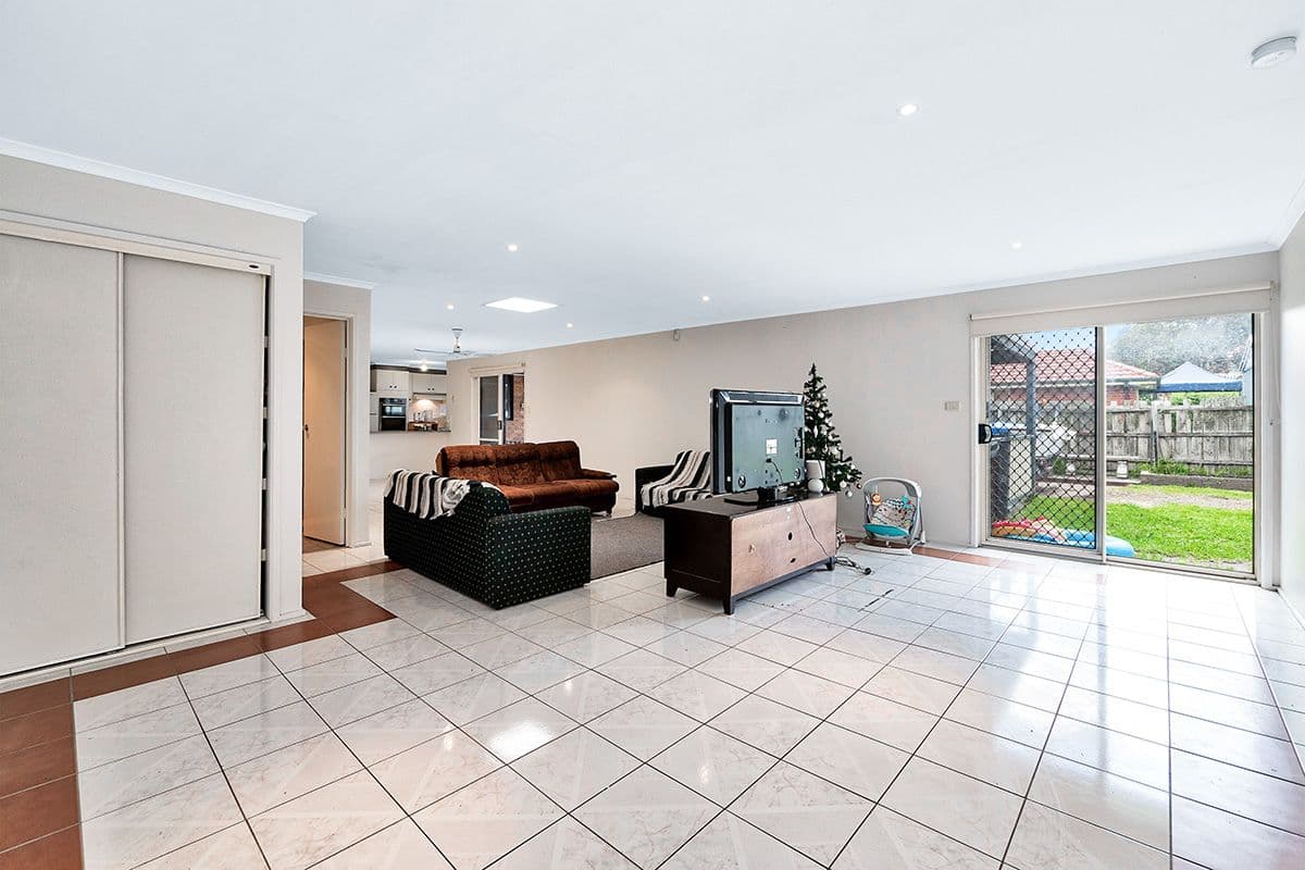 113 Waverley Park Drive, Cranbourne North VIC 3977, Cranbourne North - Thumbnail 7