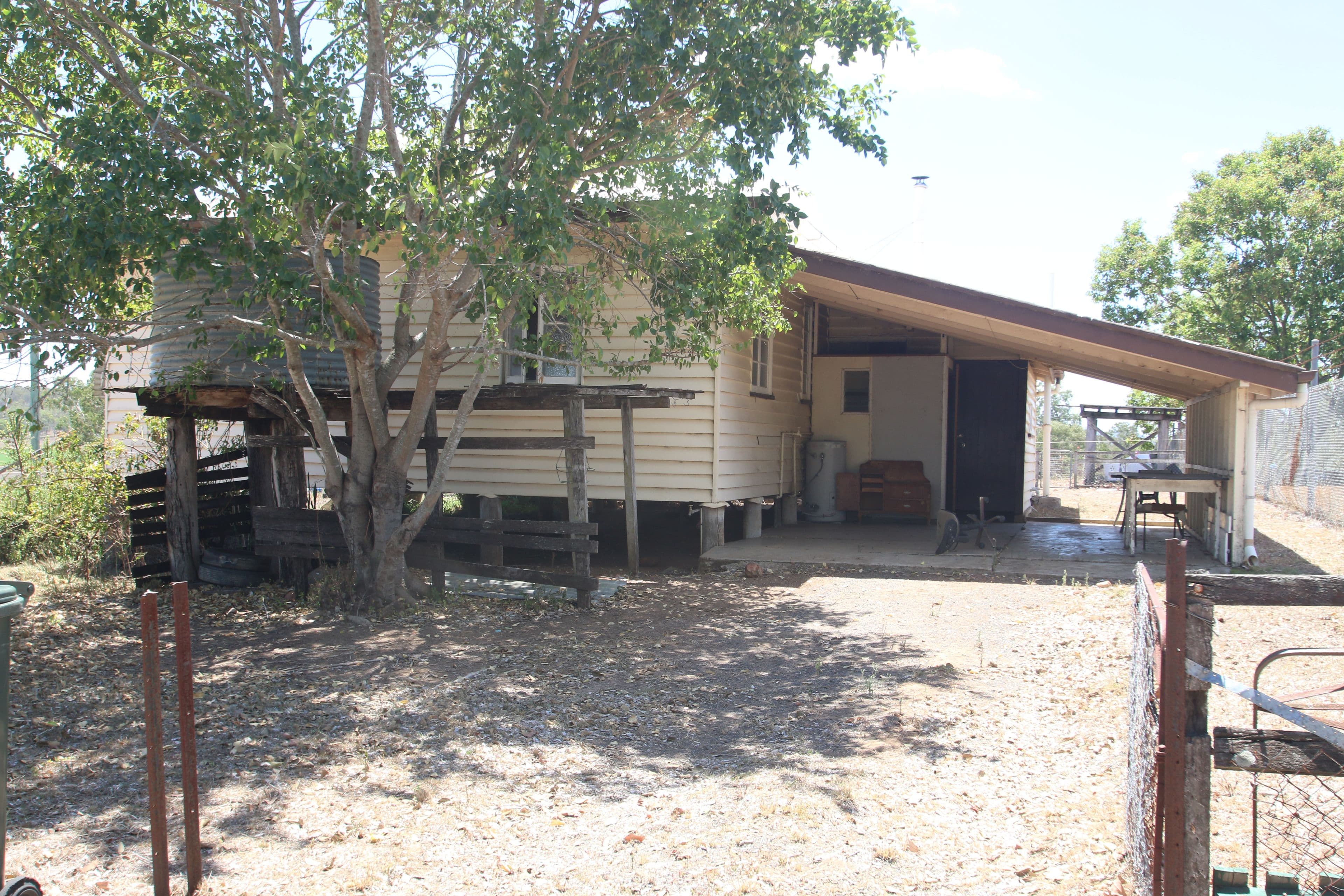4 Burke Street, Monto QLD 4630, Monto - Thumbnail 5