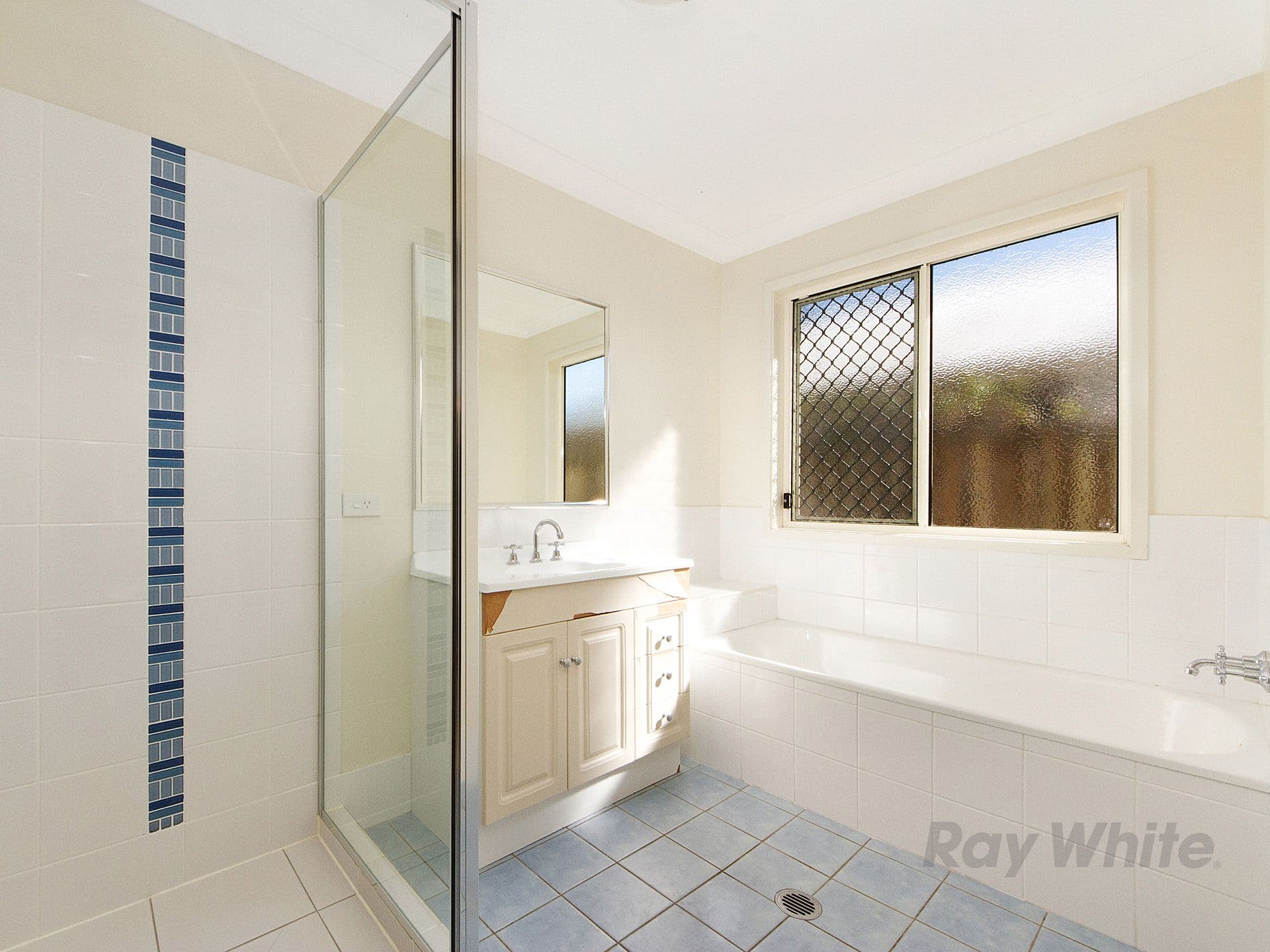 48 Lauradale Crescent, Ormeau QLD 4208, Ormeau - Thumbnail 7