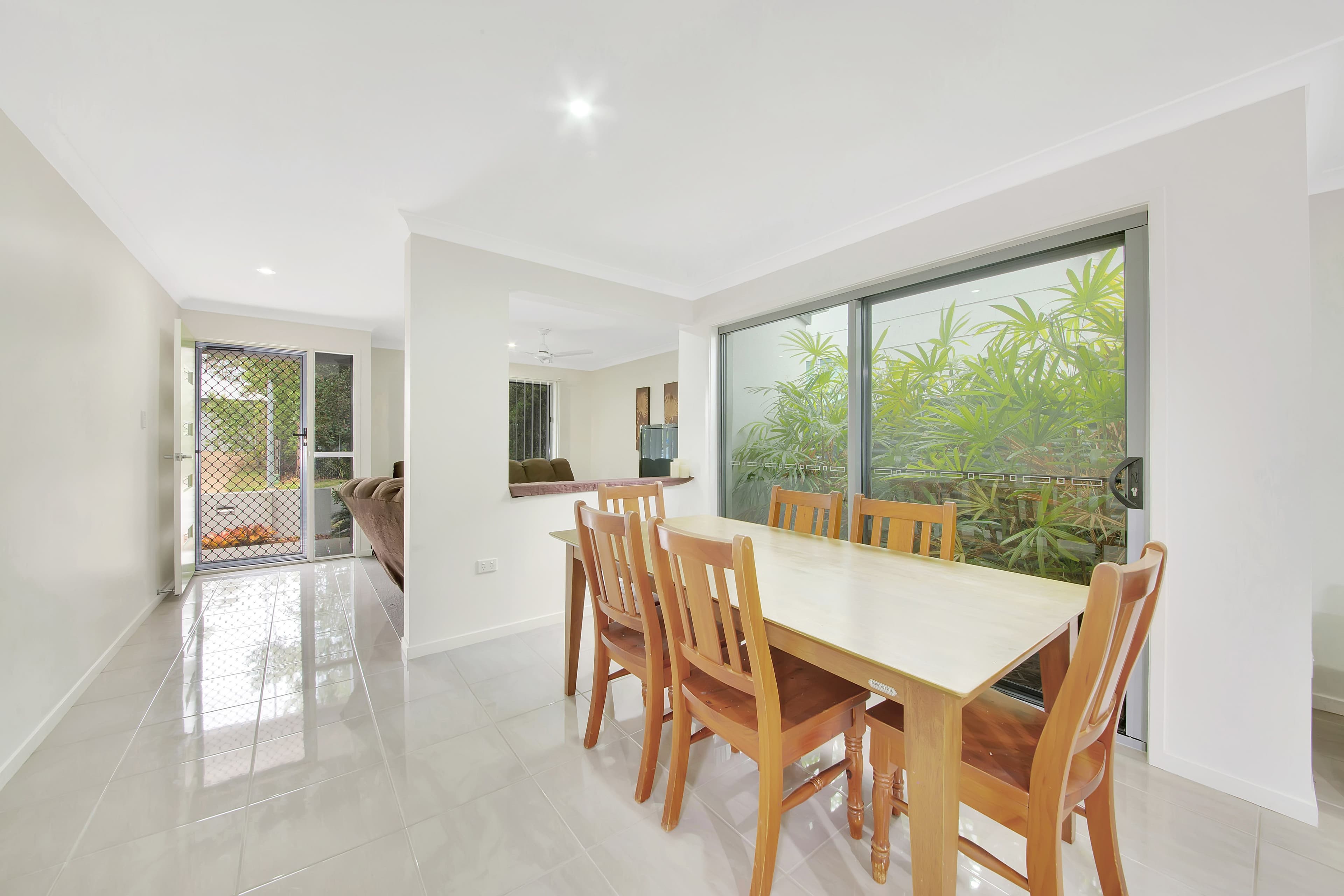 5 Sundowner Road, Clinton QLD 4680, Clinton - Thumbnail 4