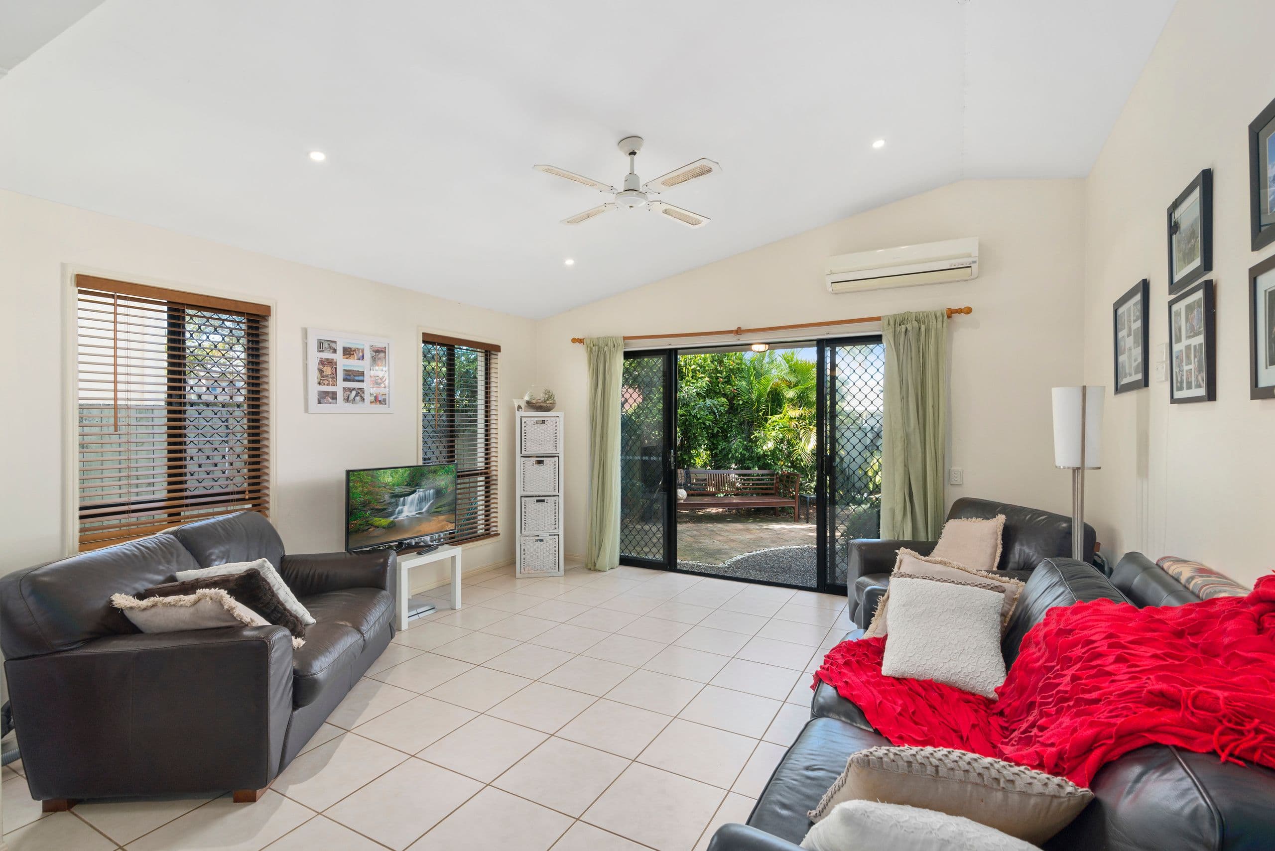 51 Fifth Avenue, Palm Beach QLD 4221, Palm Beach - Thumbnail 2