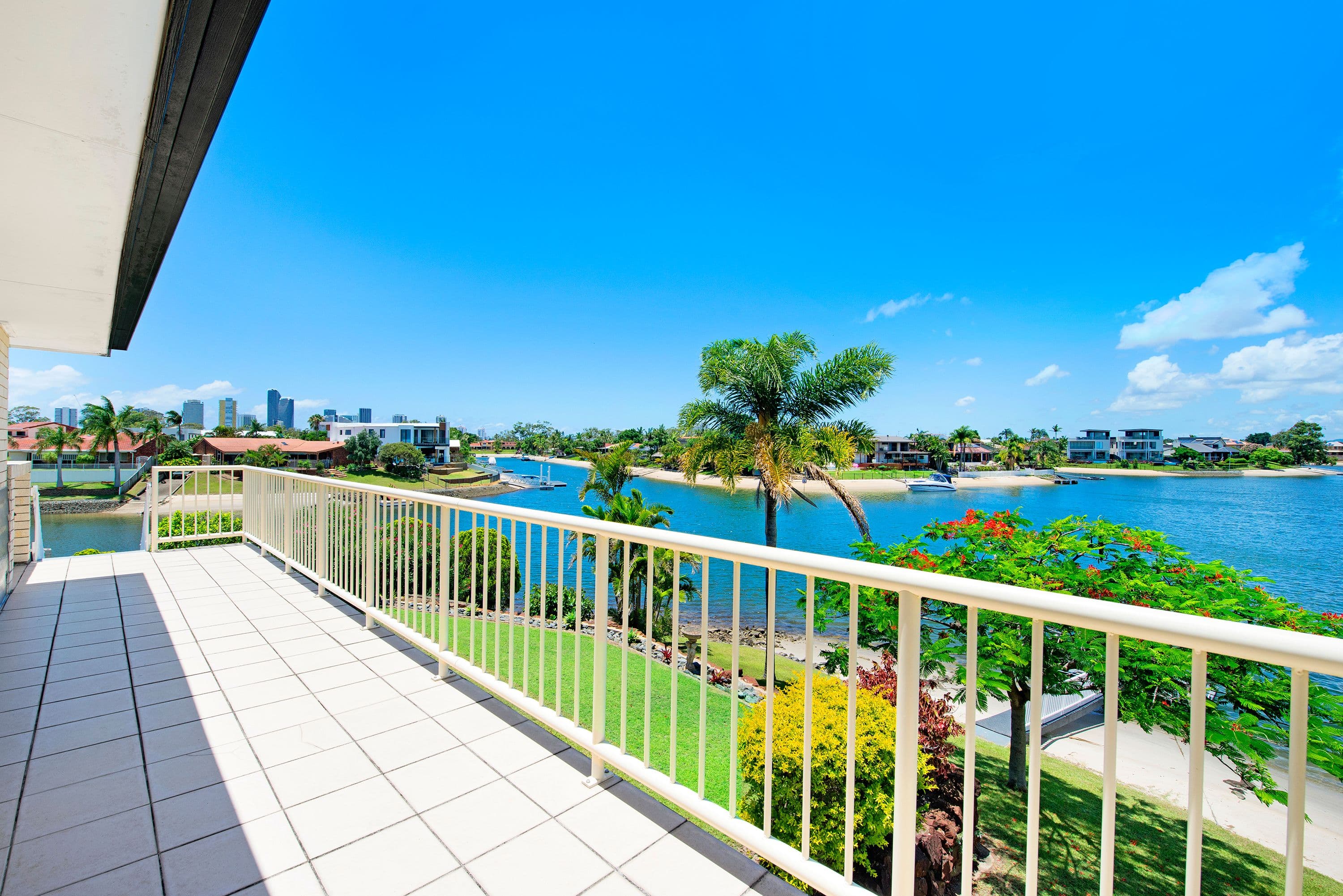14 Wyuna Street, Broadbeach Waters QLD 4218, Broadbeach Waters - Thumbnail 3
