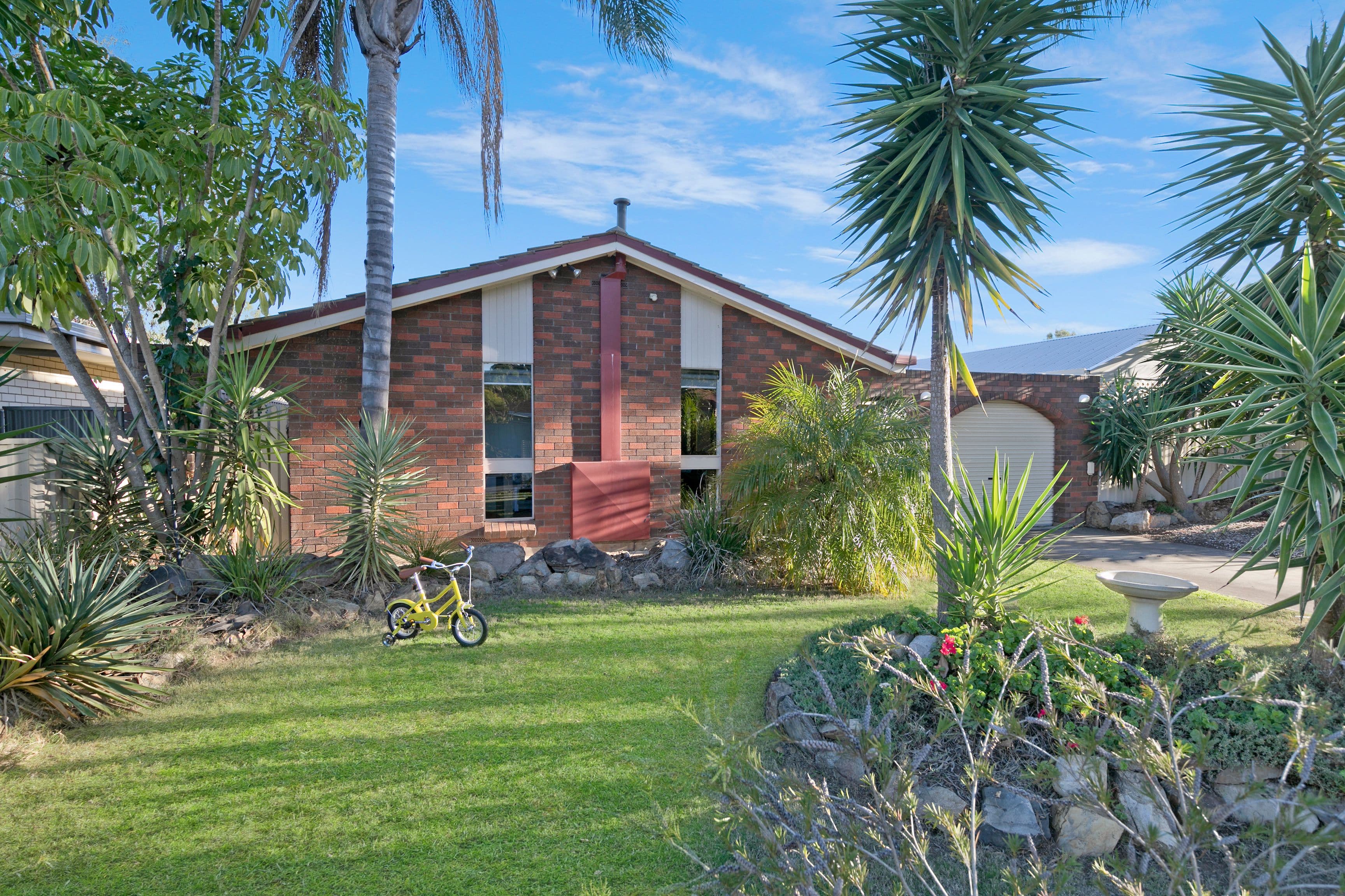 40 Grant Avenue, Salisbury Downs SA 5108, Salisbury Downs - Thumbnail 2