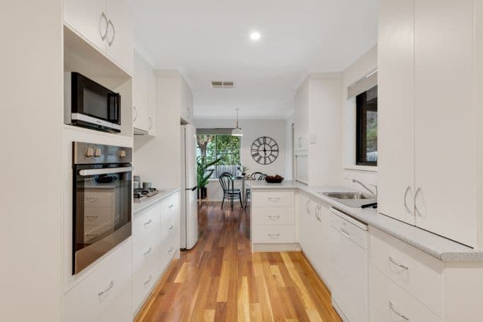 5 Gilmour Court, Greensborough VIC 3088, Greensborough - Thumbnail 3