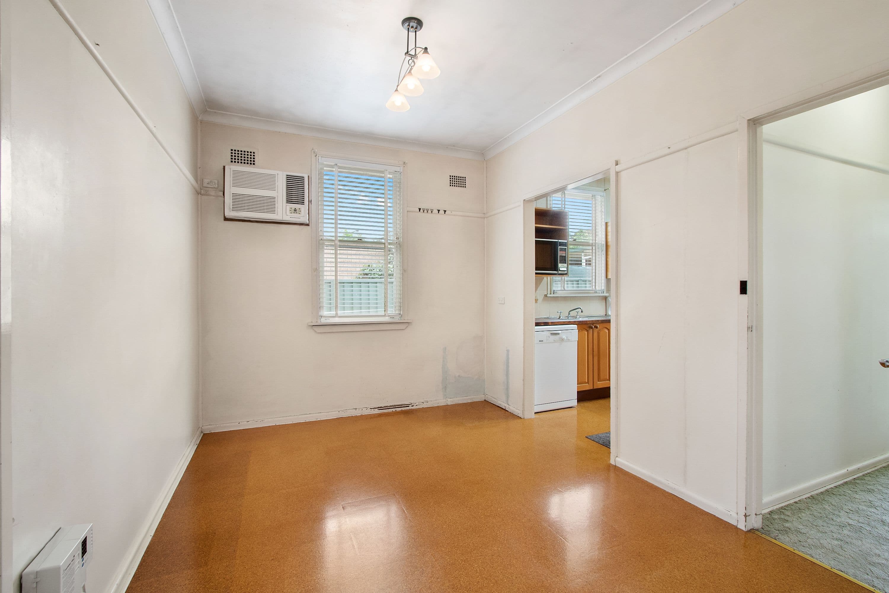 15 Cambridge Avenue, Windsor - Thumbnail 4