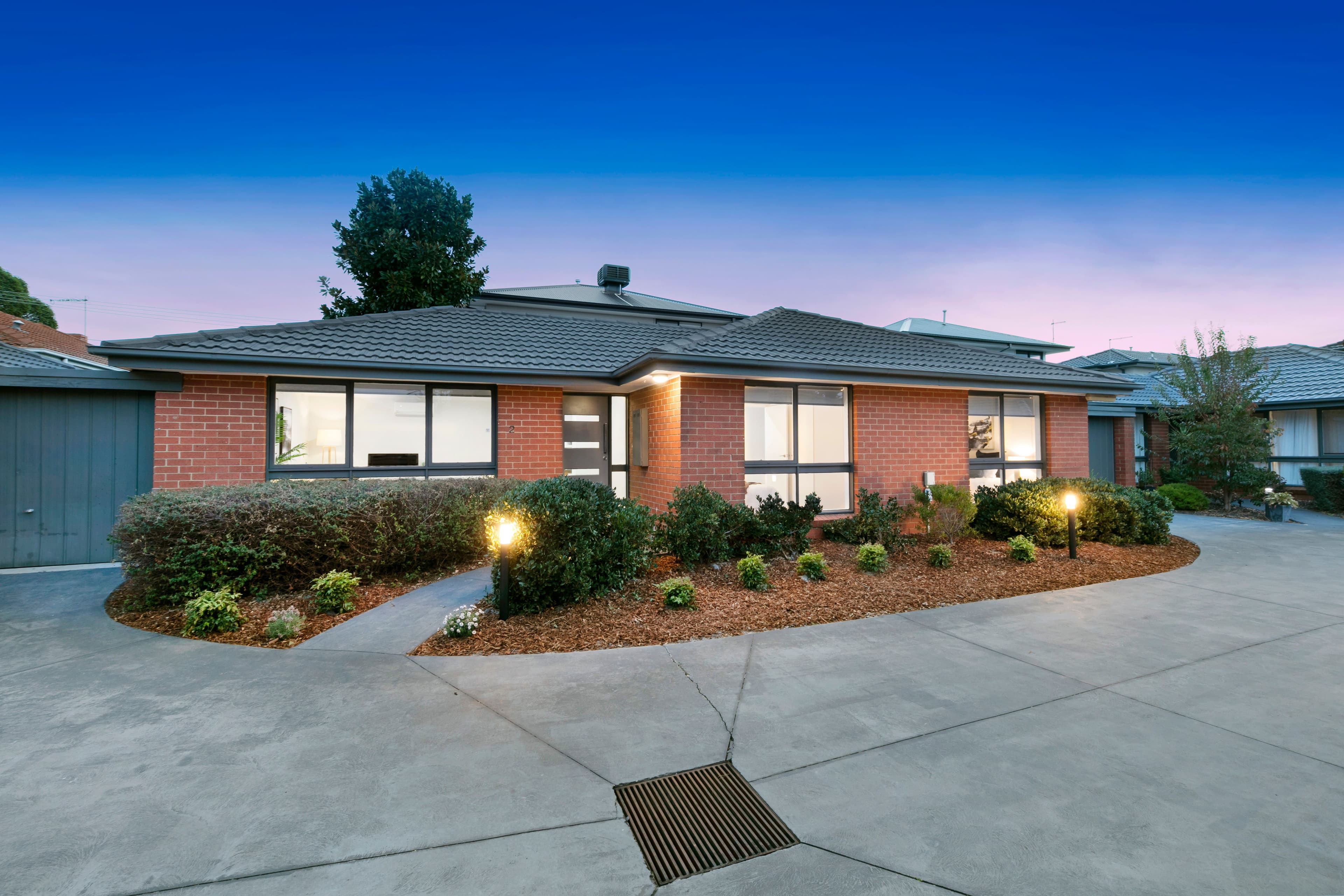 25-27 Ashleigh Avenue, Frankston VIC 3199, Frankston - Image 1