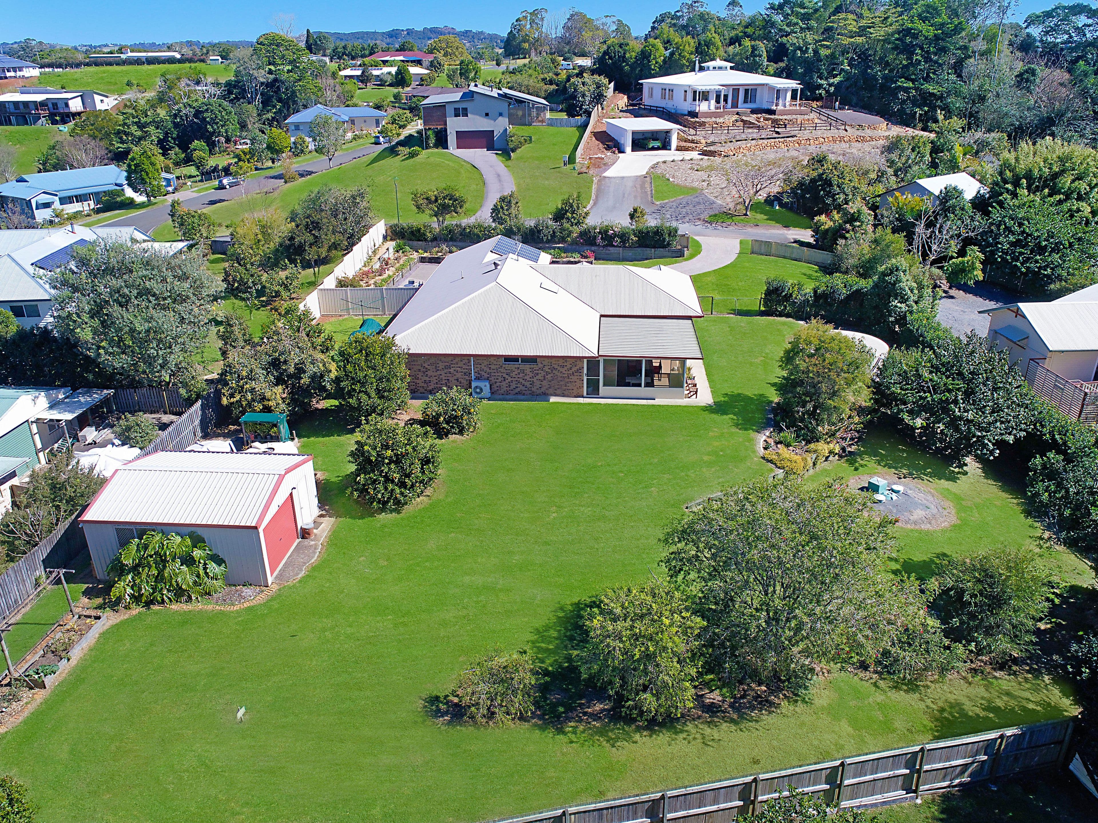 5 Rosewood Court, Maleny QLD 4552, Maleny - Thumbnail 2