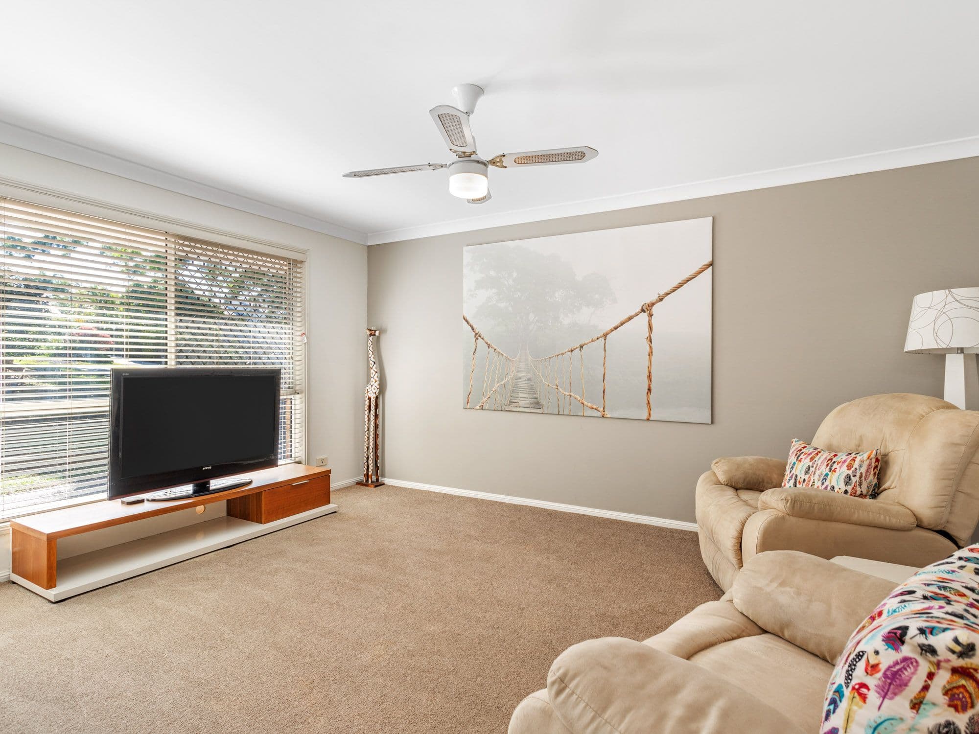 24 Everest Drive, Southport QLD 4215, Southport - Thumbnail 8