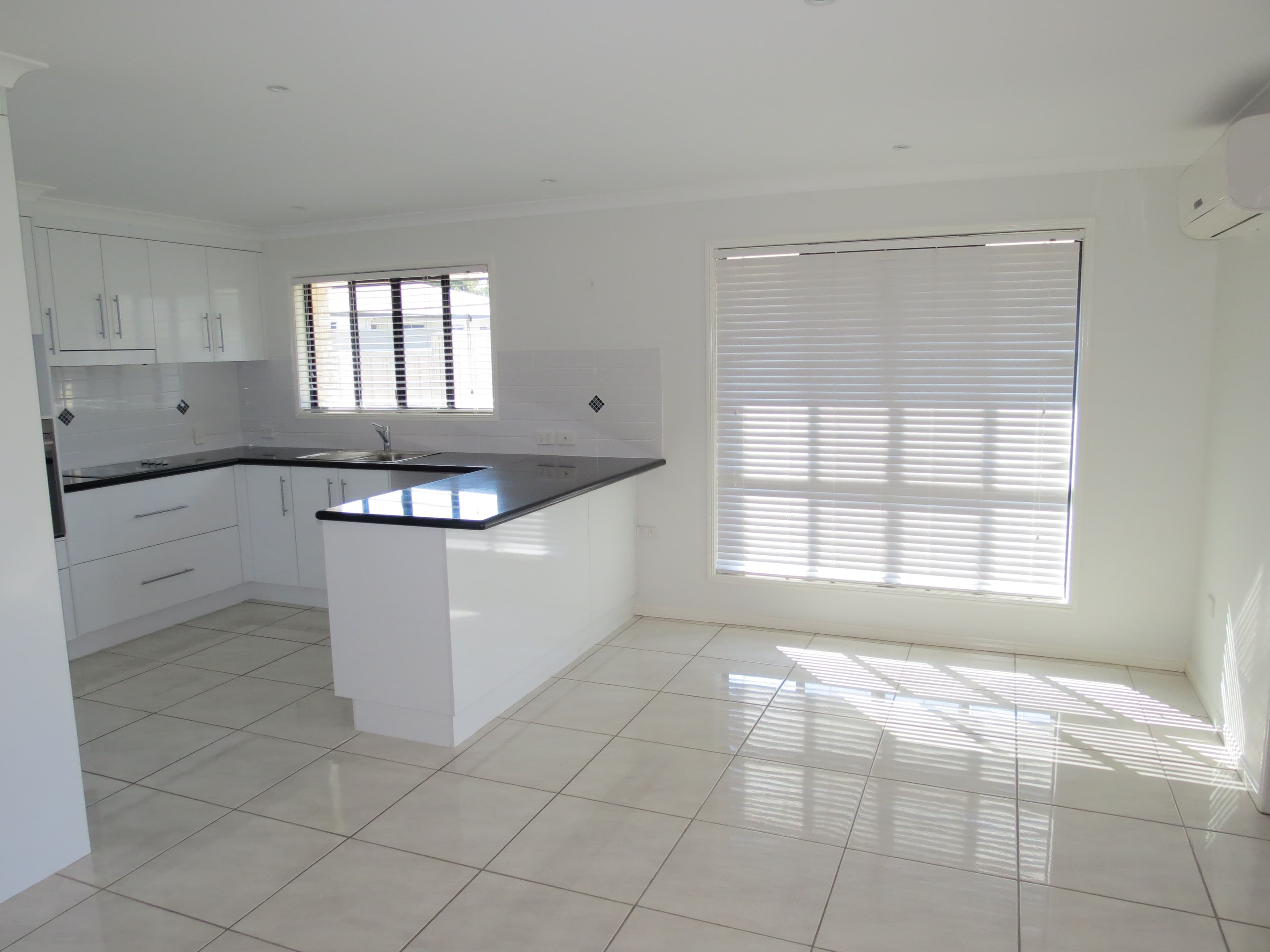 55 Blue Gums Drive, Emerald QLD 4720, Emerald - Thumbnail 3