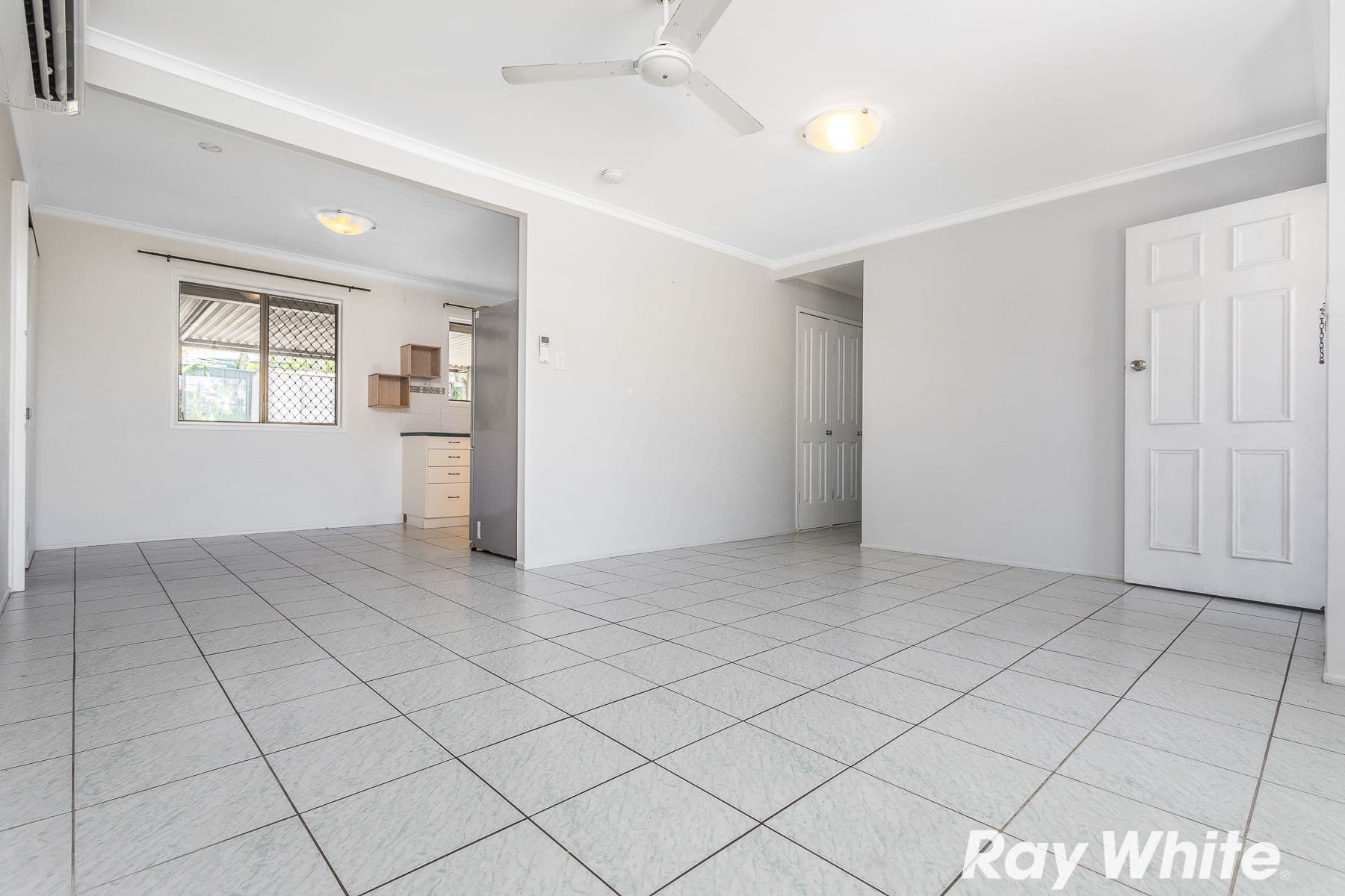 14 Warrimoo Drive, Petrie QLD 4502, Petrie - Thumbnail 4