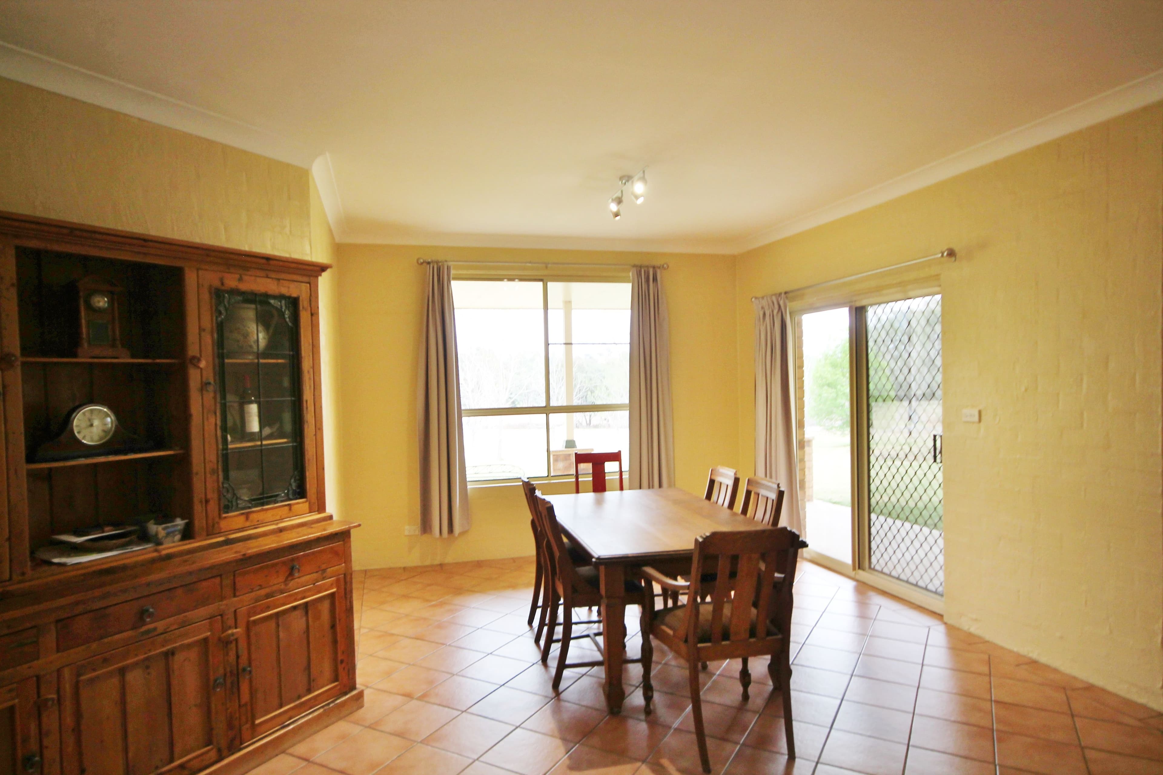 4678 Olympic Highway, Young - Thumbnail 4