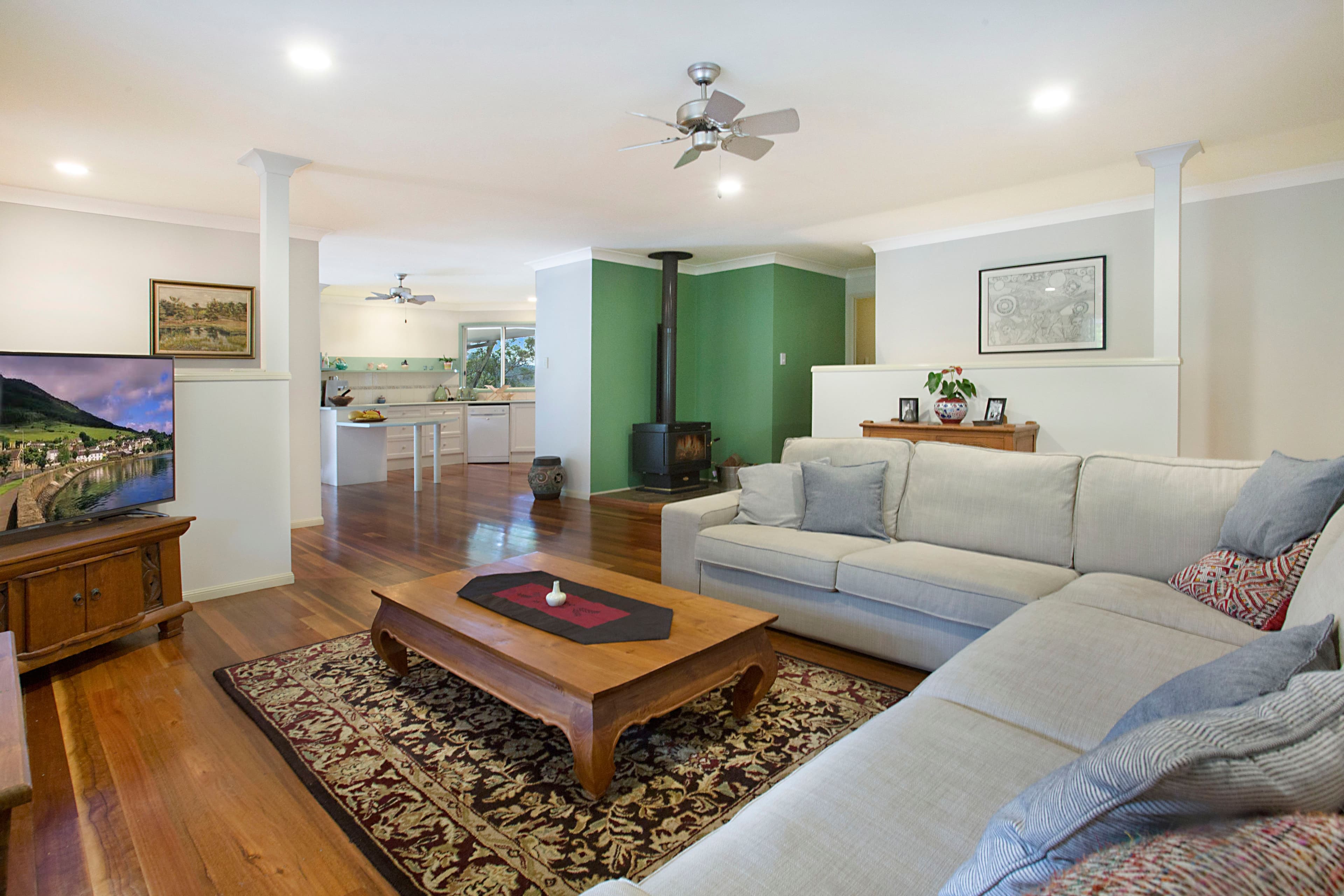 11 Carapook Crescent, Tallebudgera QLD 4228, Tallebudgera - Thumbnail 4