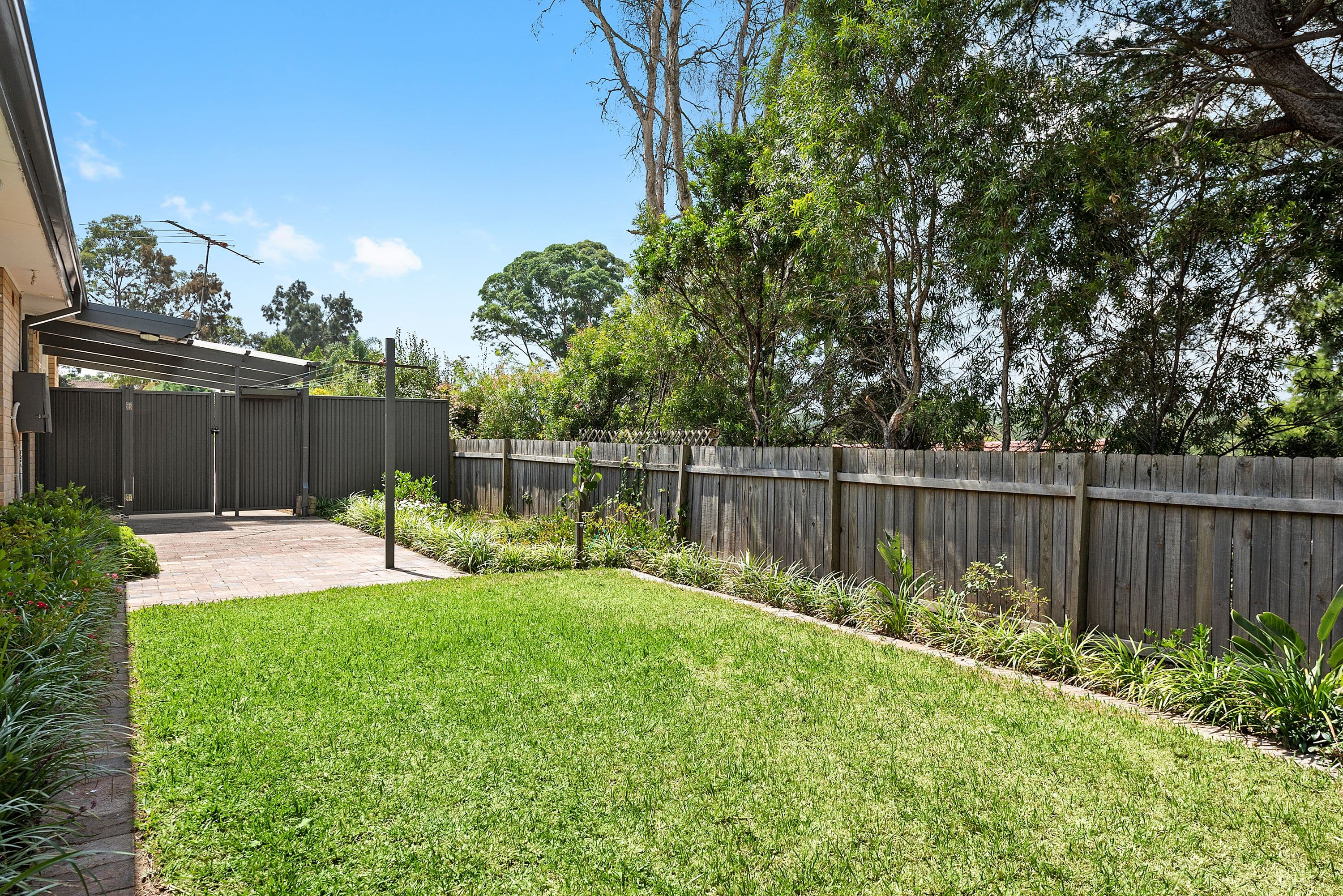 19 Bridgeview Crescent, Thornleigh - Thumbnail 6