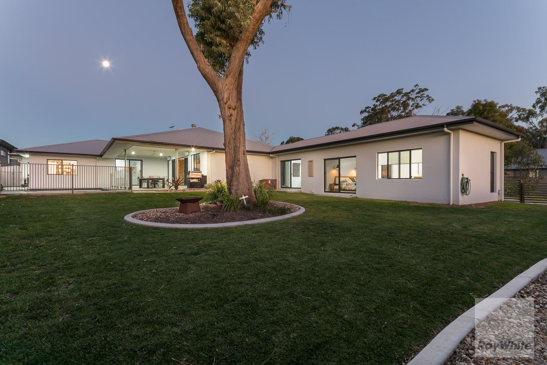 29 Vanstone Way, Redland Bay QLD 4165, Redland Bay - Thumbnail 5