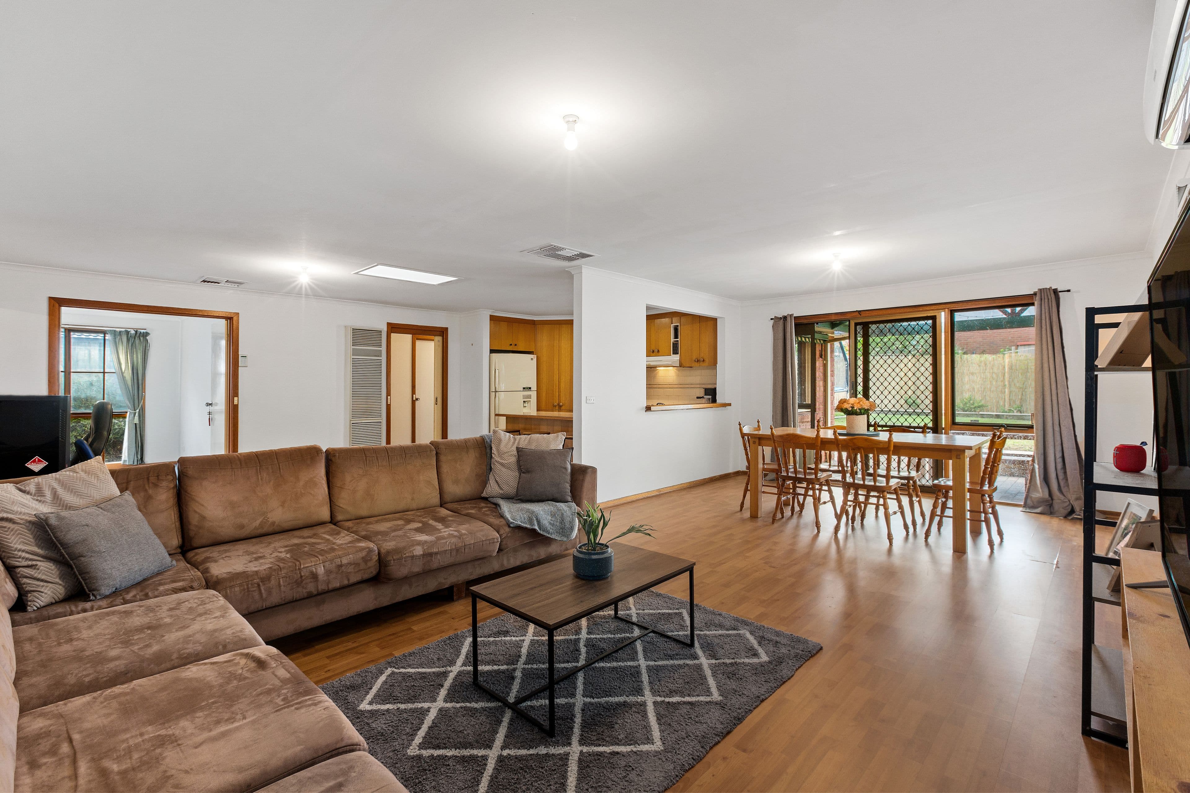 6 Treherne Court, Carrum Downs VIC 3201, Carrum Downs - Thumbnail 3