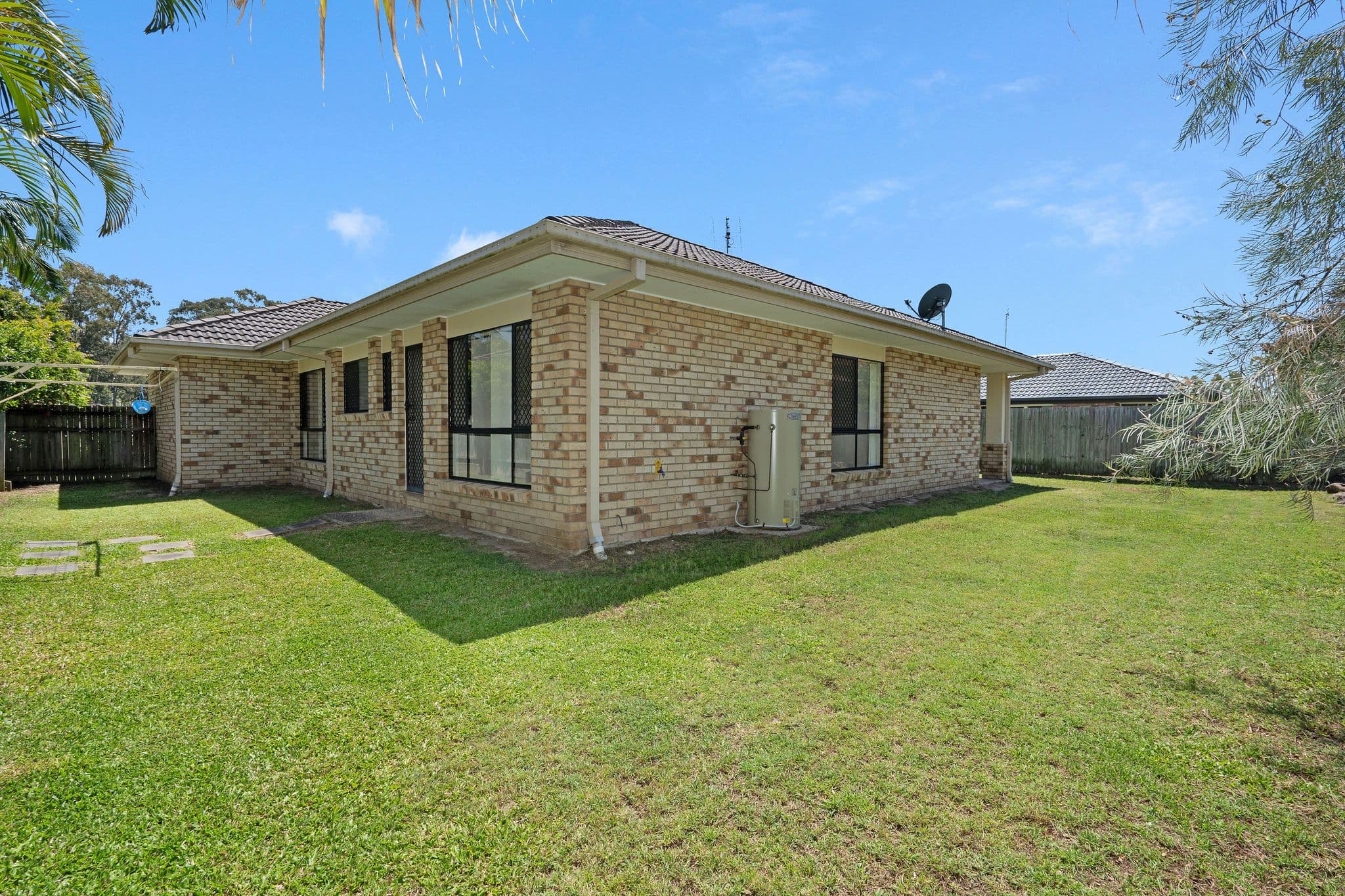 10 Firecrest Close, Upper Coomera QLD 4209, Upper Coomera - Thumbnail 5