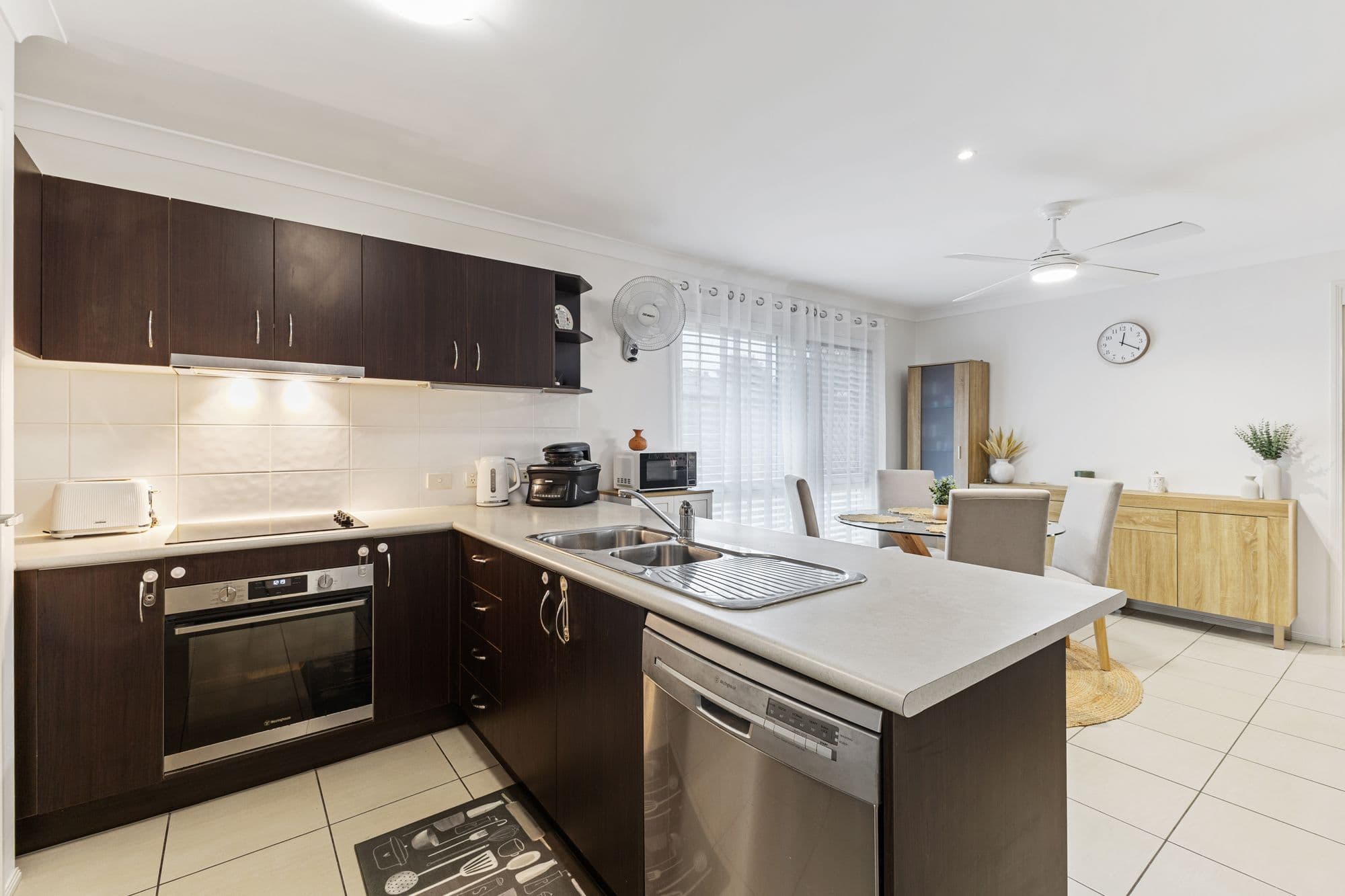 8 Petronas Street, North Lakes QLD 4509, North Lakes - Thumbnail 4