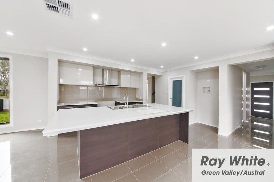 495 Denham Court Road, Leppington - Thumbnail 2